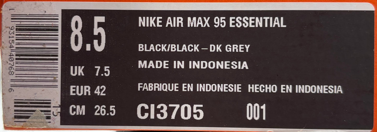 Nike Air Max 95 Triple Black (42 EU / 7.5 UK)