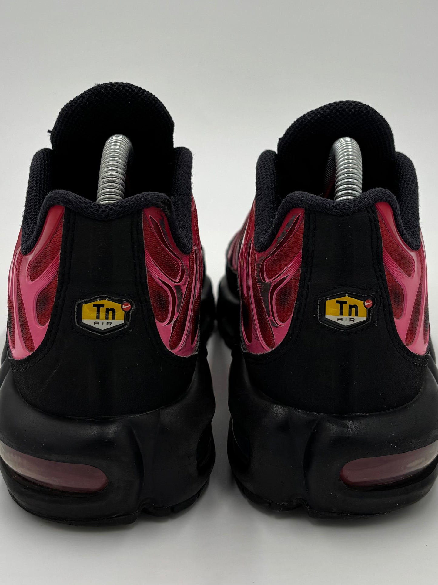 Nike Air Max Plus TN Supreme Red (41 EU / 7 UK)