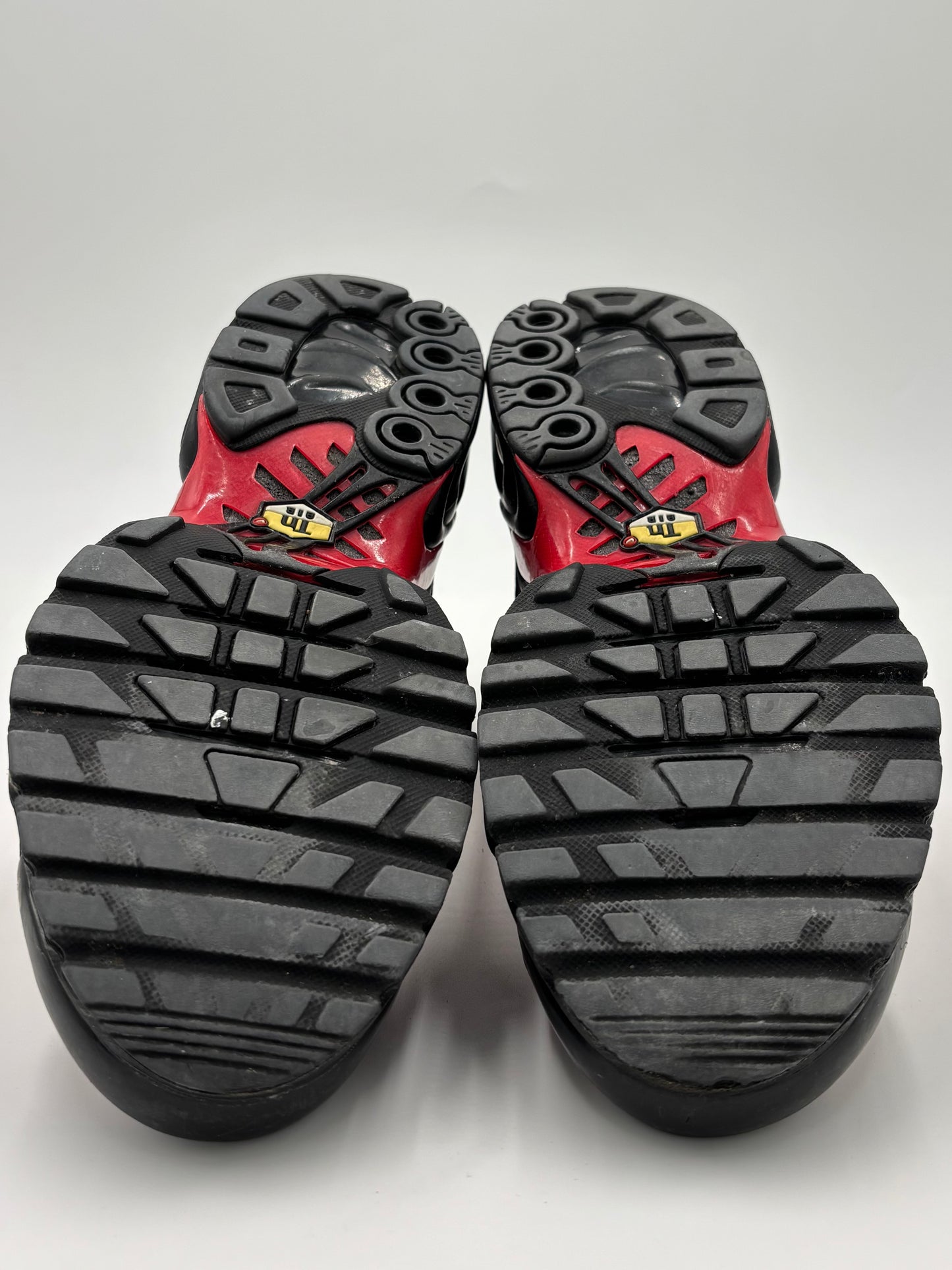 Nike Air Max Plus TN Supreme Red (41 EU / 7 UK)