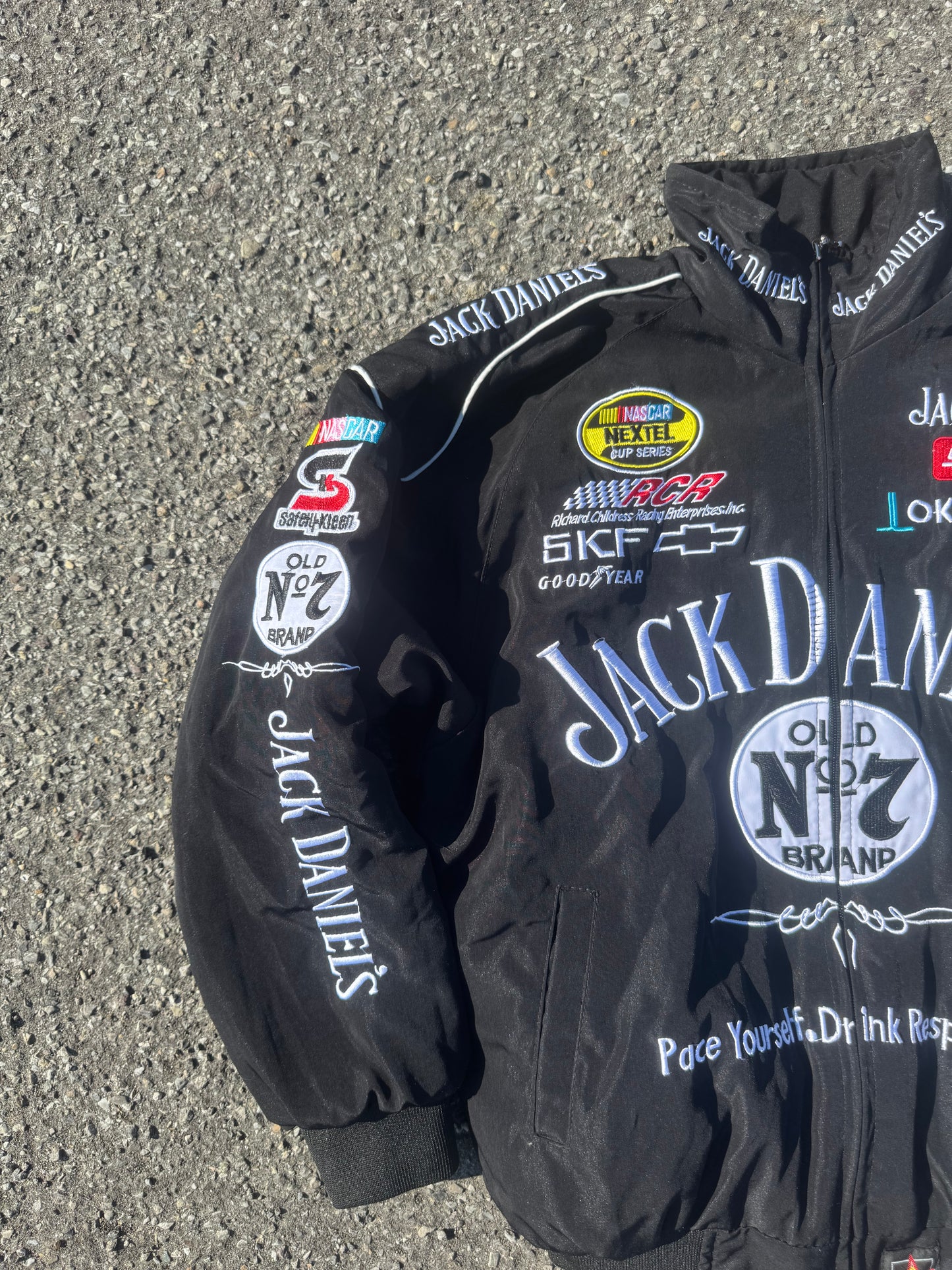 Nascar vintage racing Jacket Embroidered Jack & Daniels (Medium)