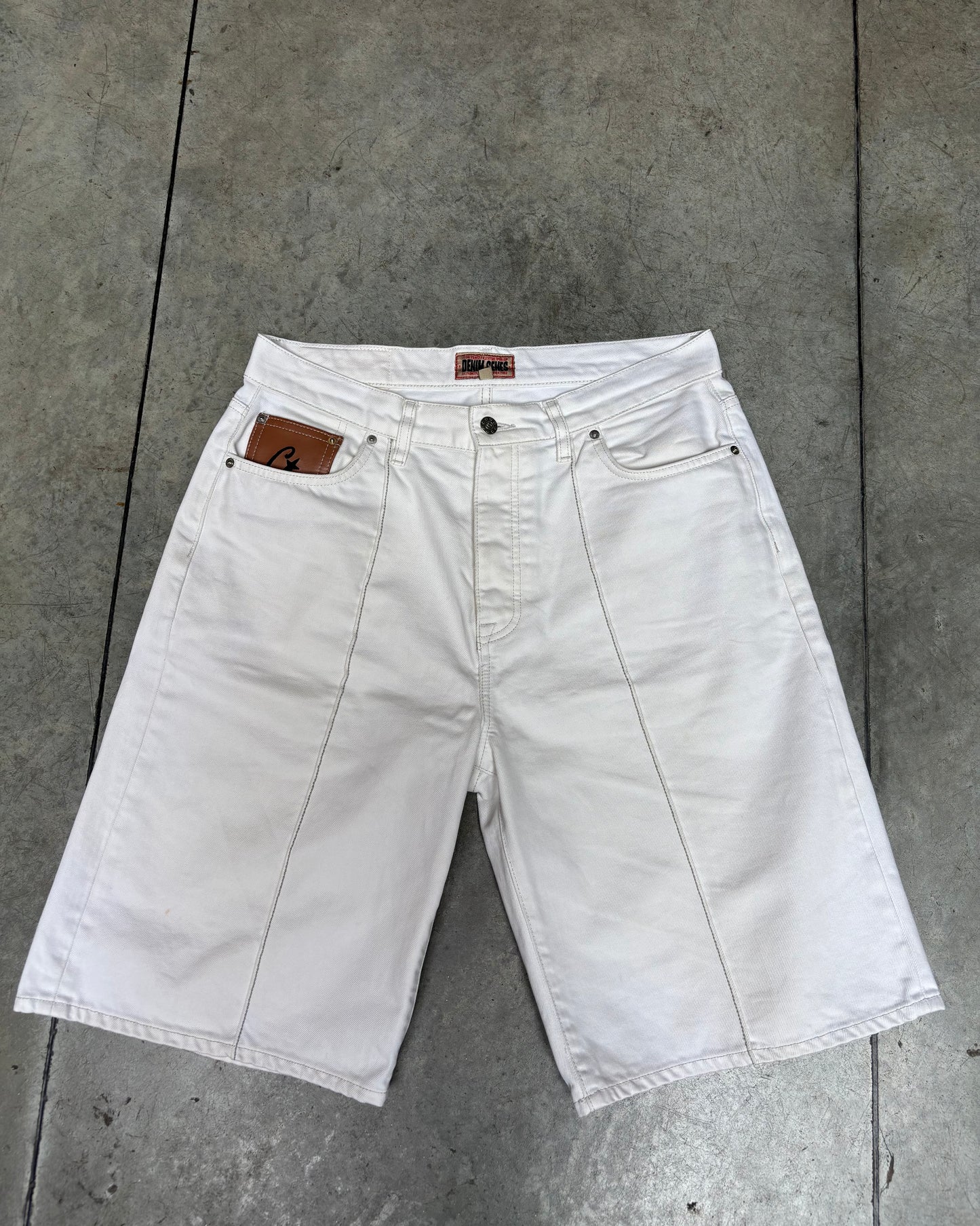 Corteiz Jorts C-Star White (W32)