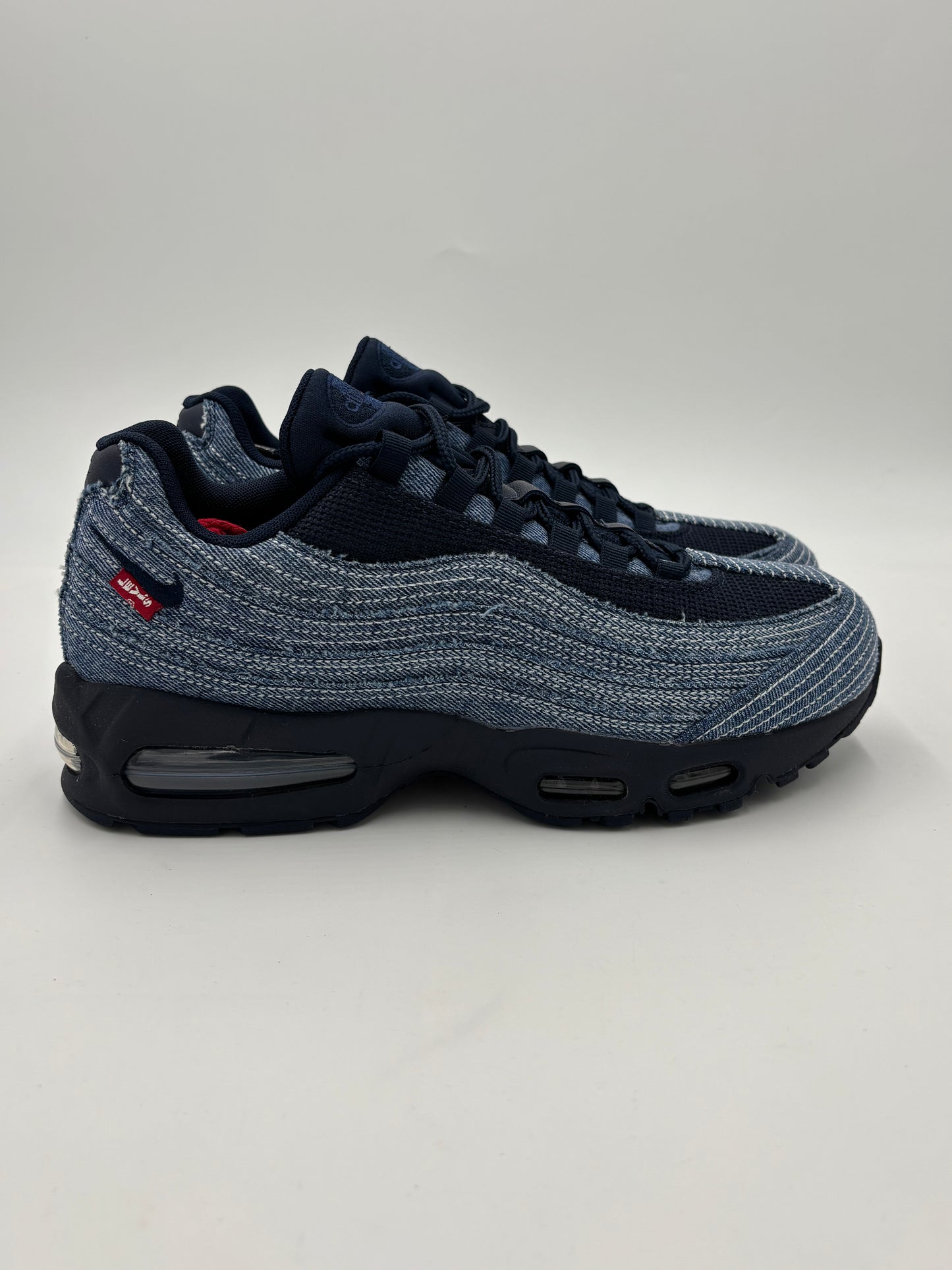 Nike Air Max 95 Levi's Obsidian (41 EU / 7 UK)