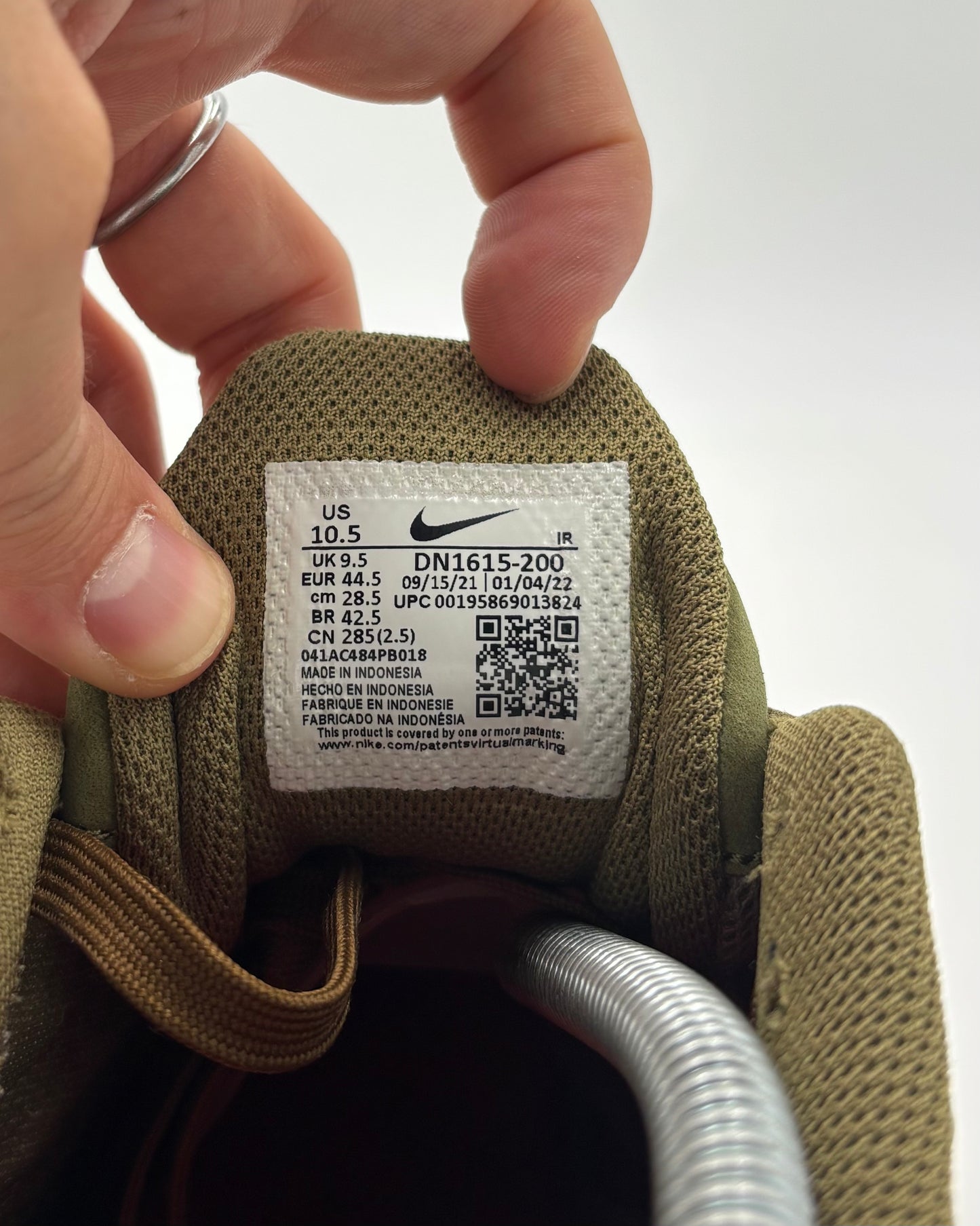 Nike Shox Ride 2 SP Supreme Olive Green (44.5 EU / 9.5 UK)