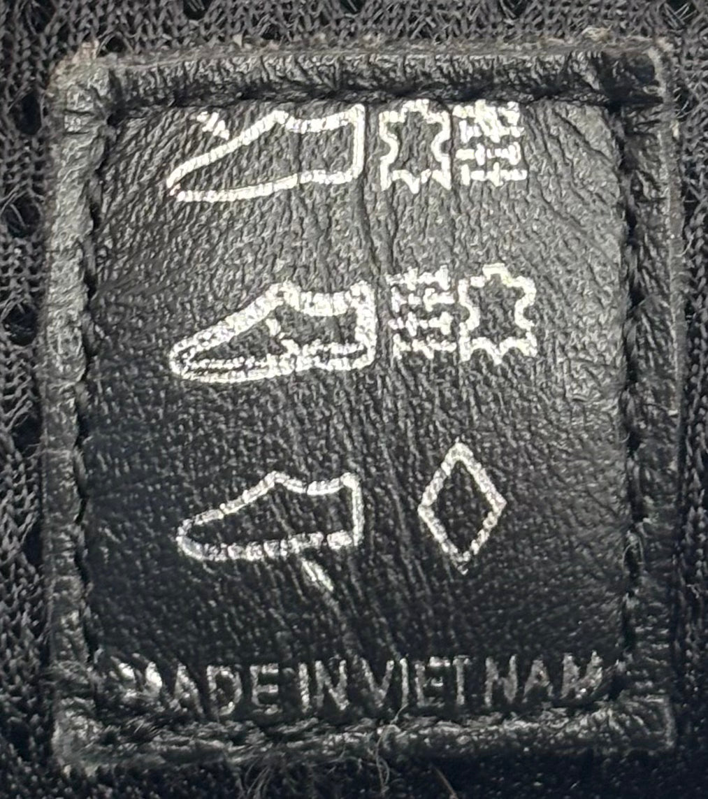 Prada America's Cup Black (44 EU / 9 UK)