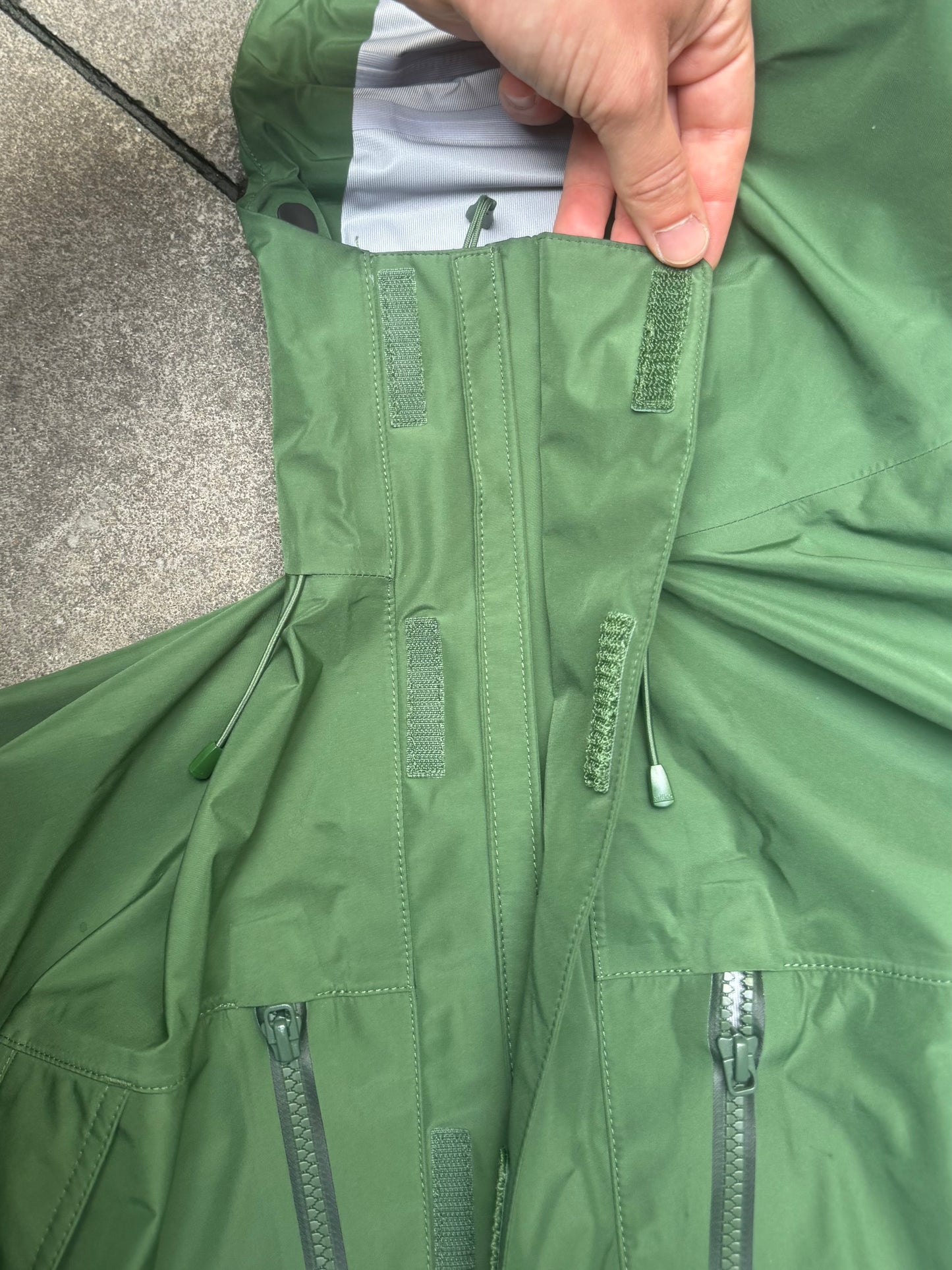 Supreme GORE-TEX Shell Jacket Green (Small)