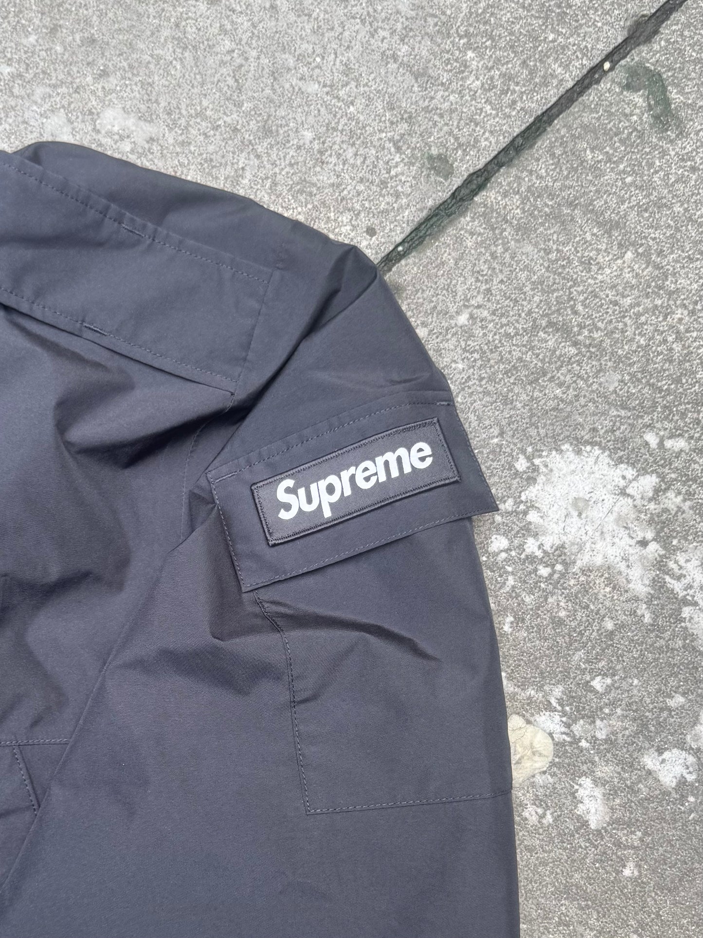 Supreme 2-in-1 GORE-TEX Shell Jacket + Gilet Black (Medium)