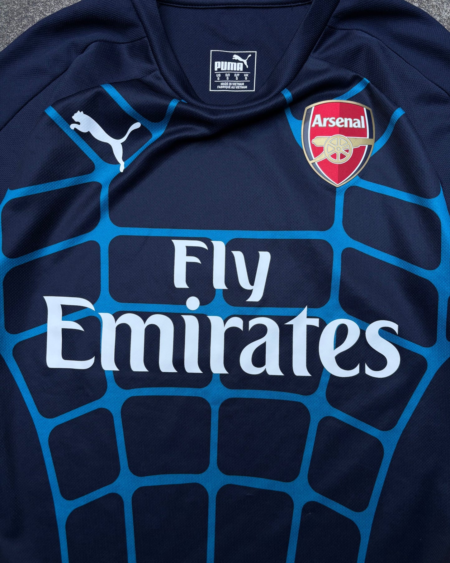 Jersey Puma Arsenal 2017/2018 (Small)