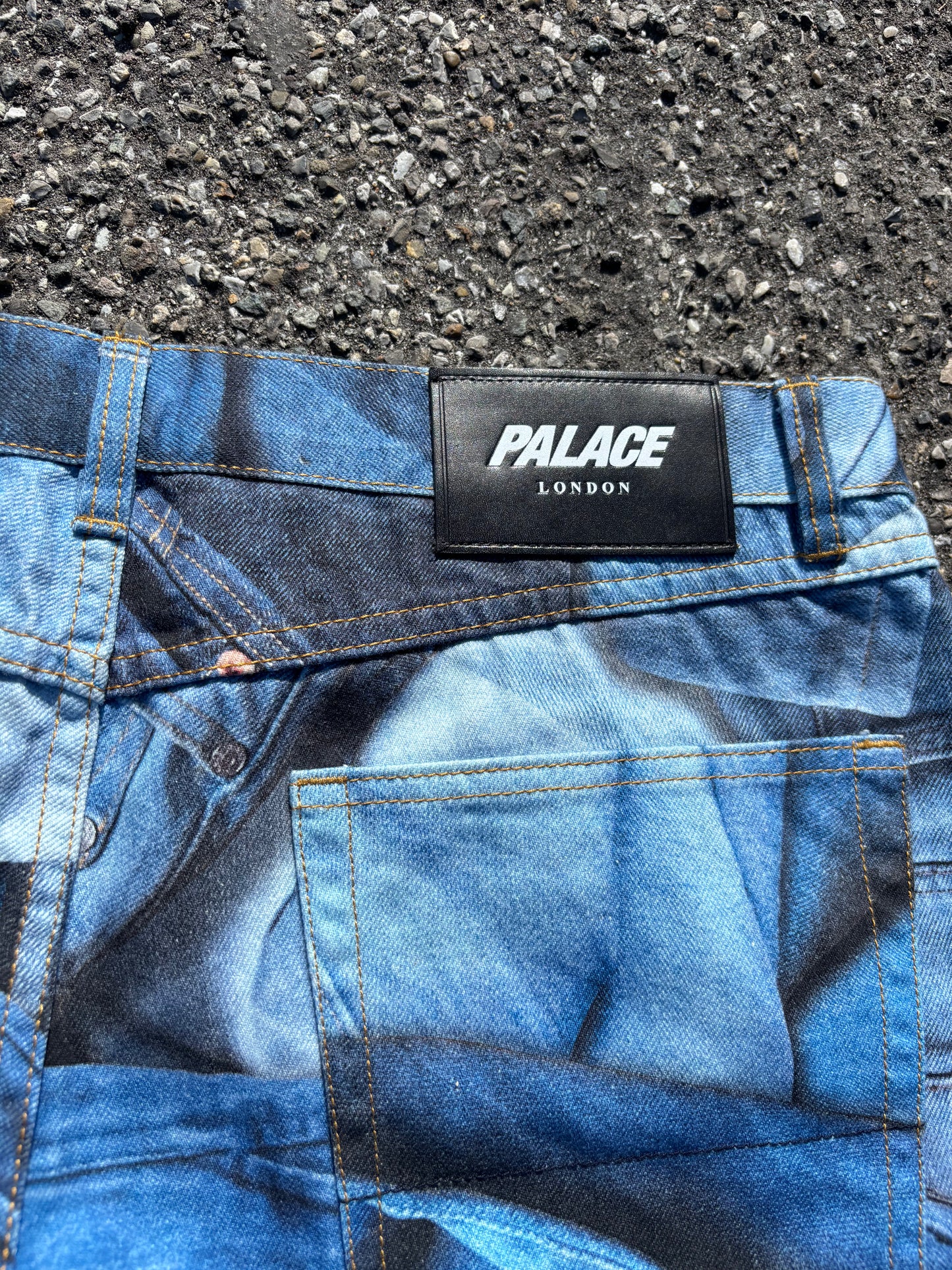 Palace Double Denim allover print (W34)