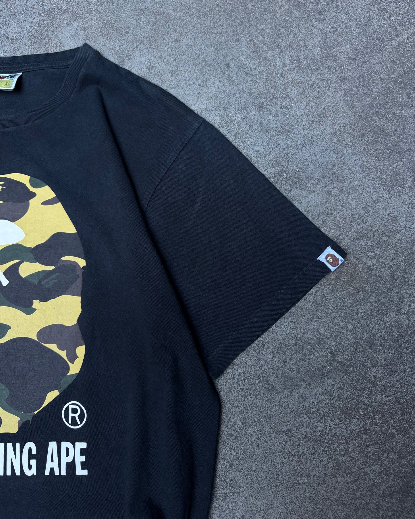 Bape T-Shirt Camo Green Logo (Large)