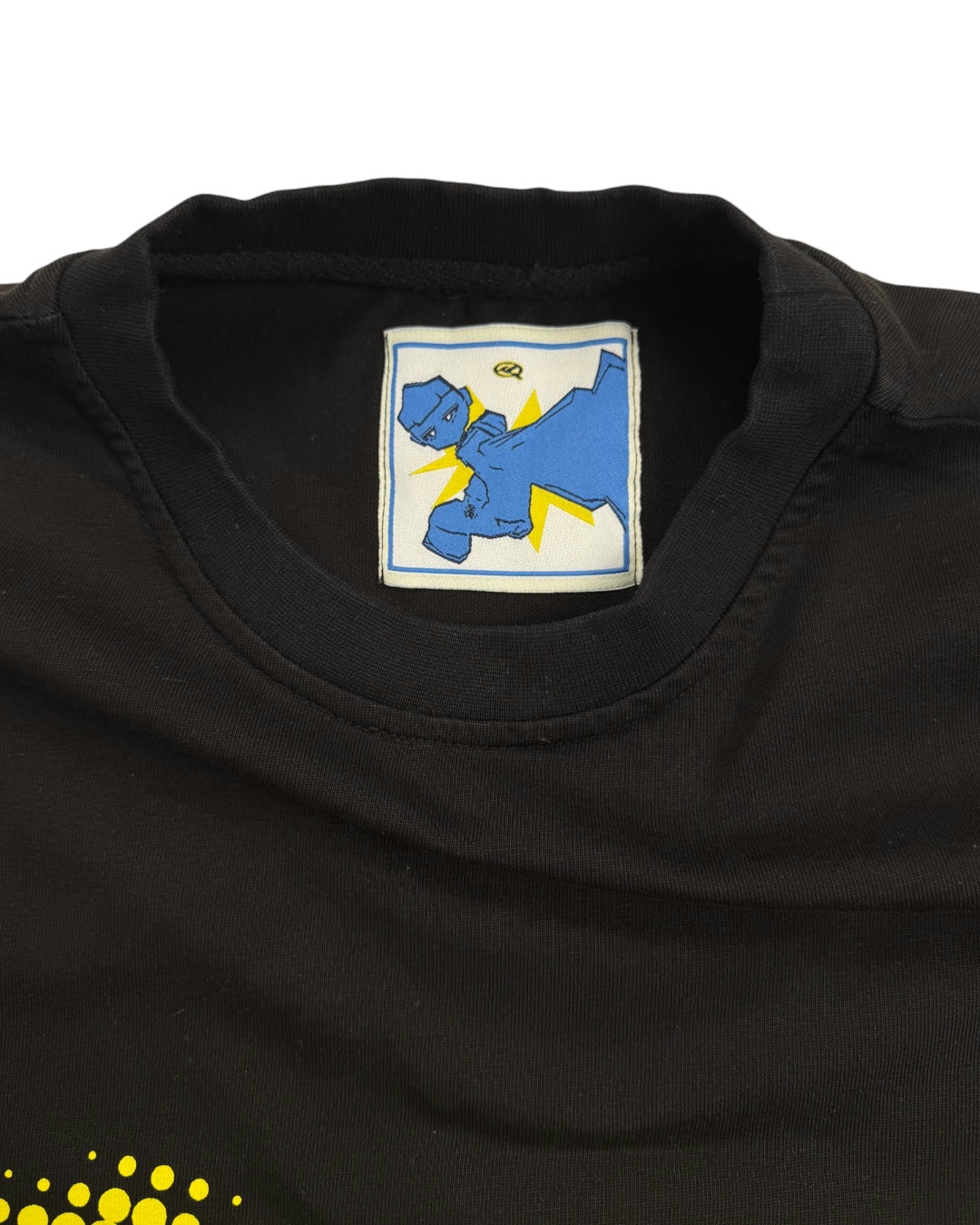 Units Boxy Fit Black & Yellow T-shirt (Small)