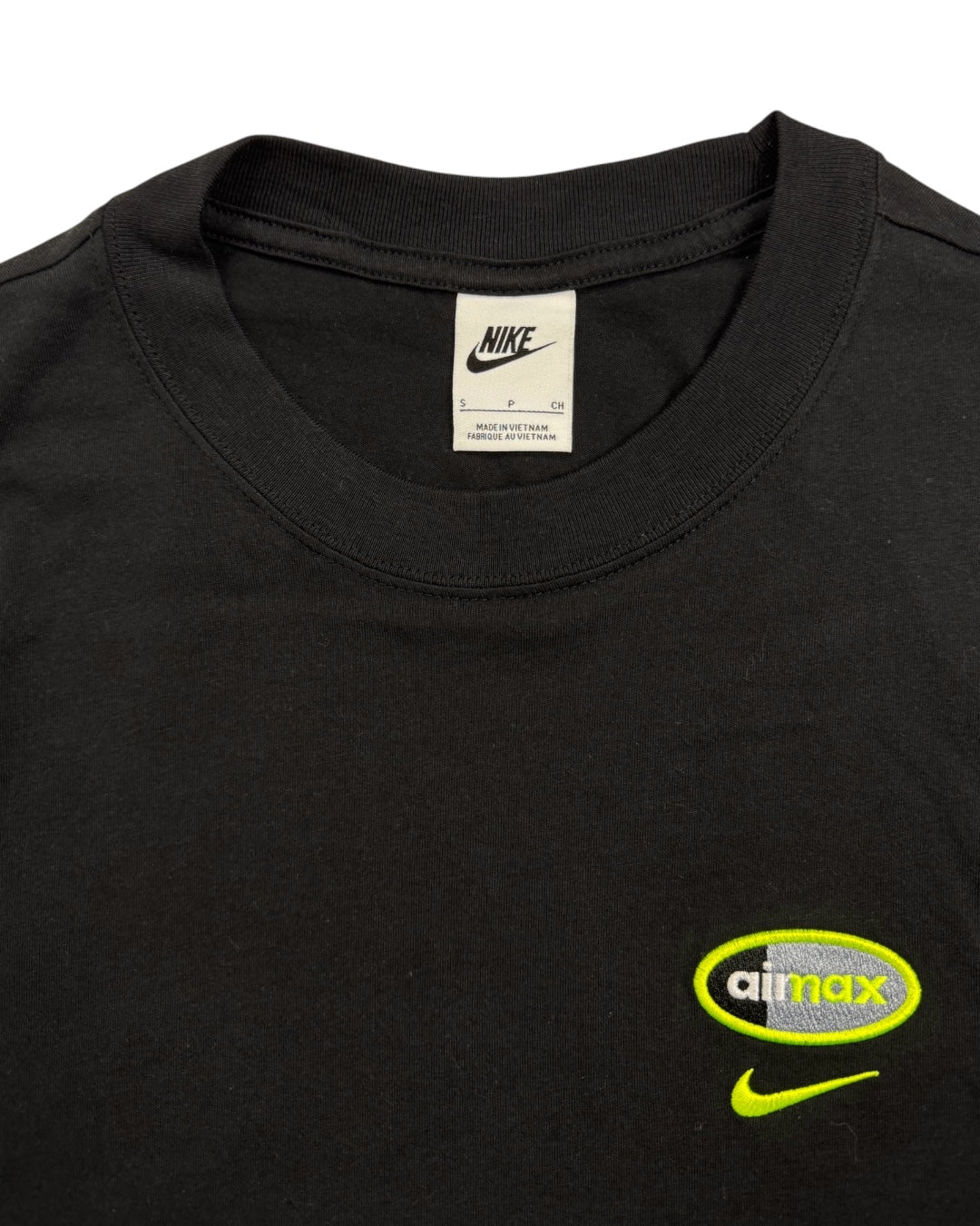 Nike Air Max Black T-shirt (Small)