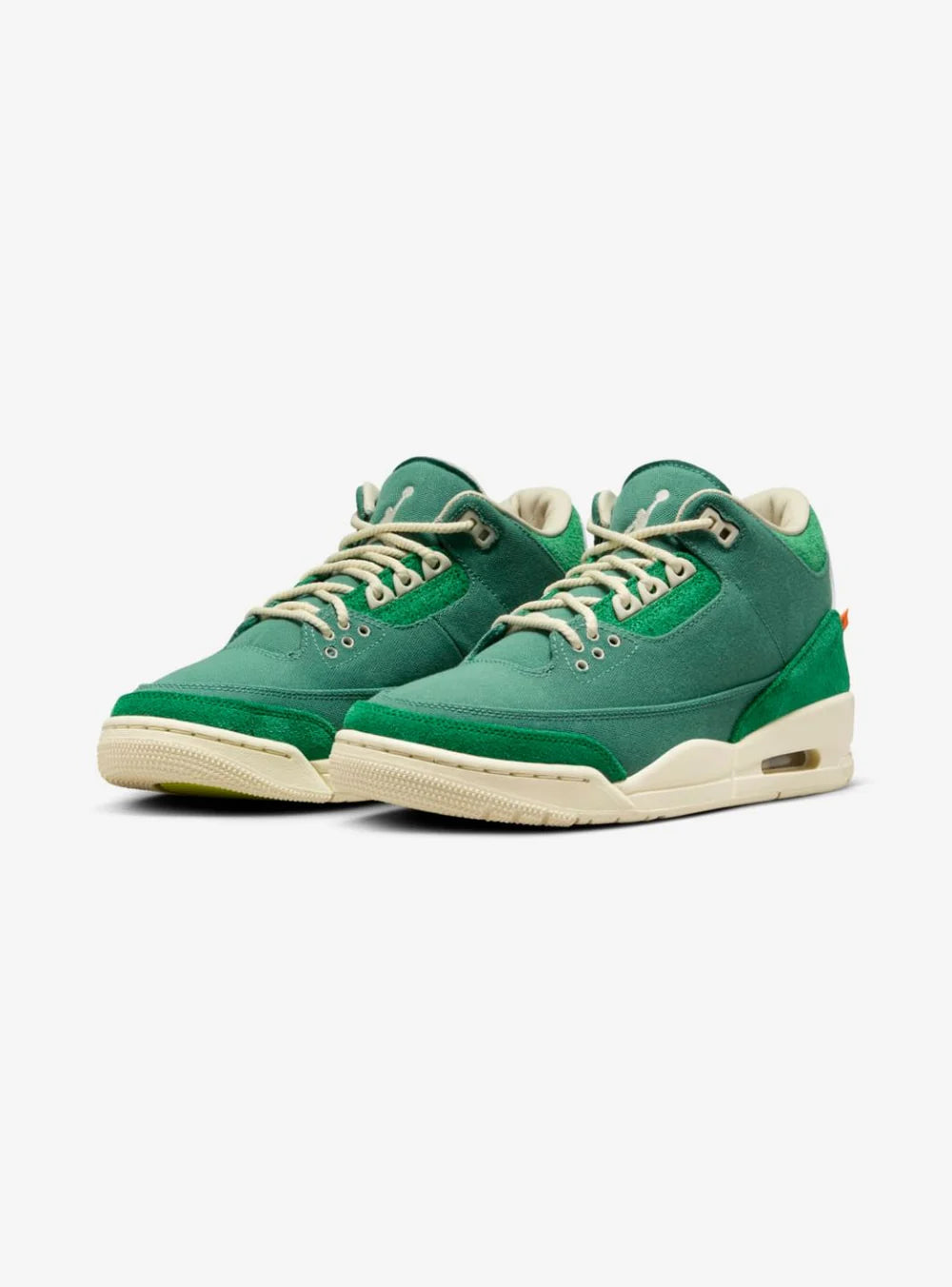 Air Jordan 3 Retro SP Nina Chanel