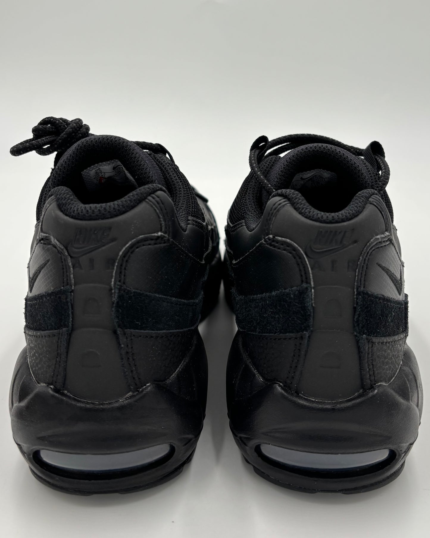 Nike Air Max 95 Triple Black (42 EU / 7.5 UK)