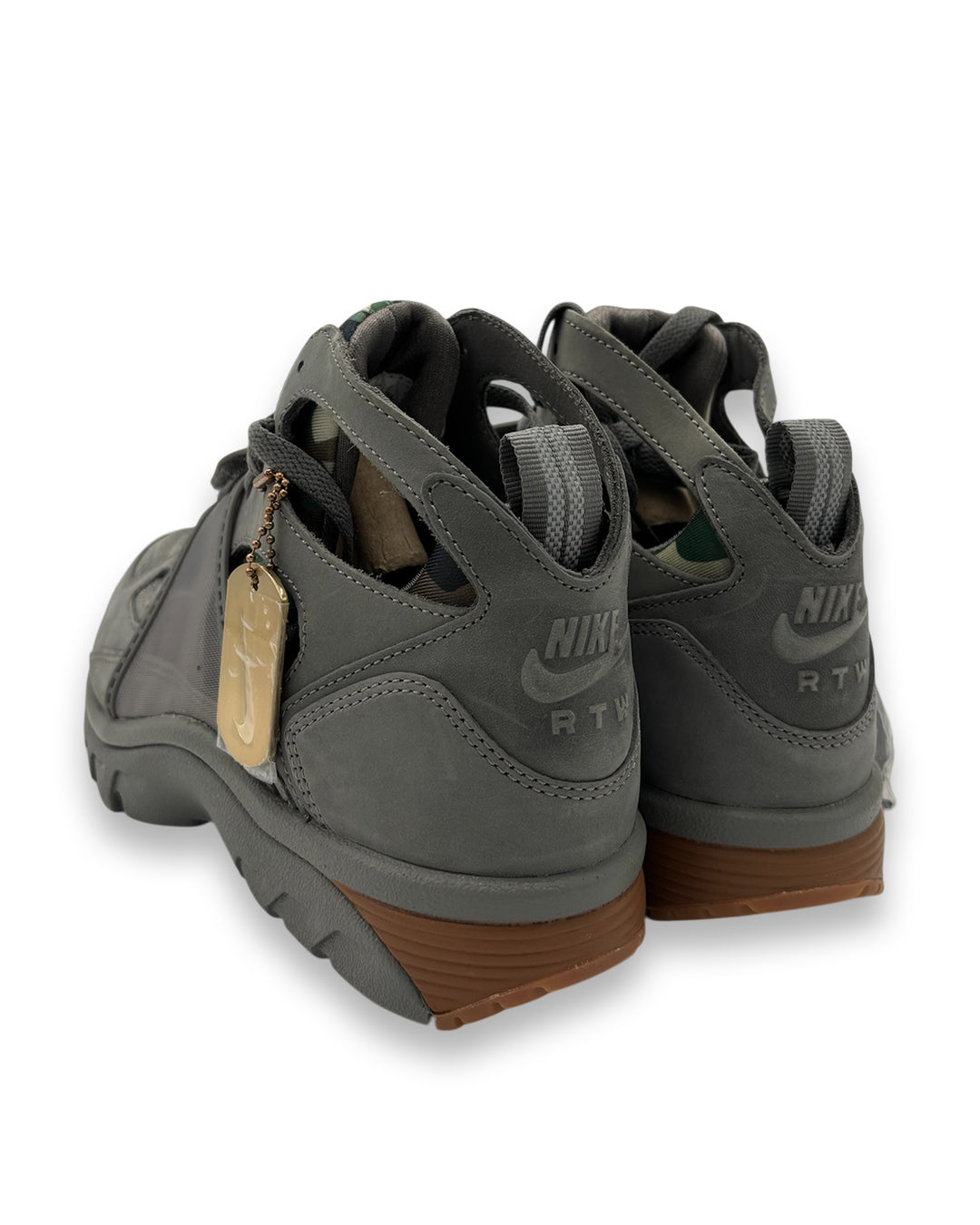 Nike Air Trainer Huarache Corteiz Gully Grey (42.5 EU / 8 UK)