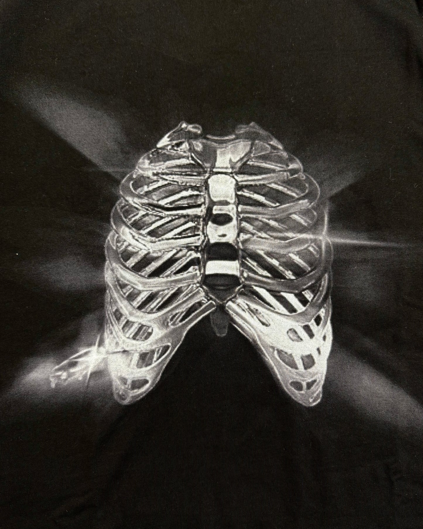 Bounty Radiance Black T-shirt (Small)