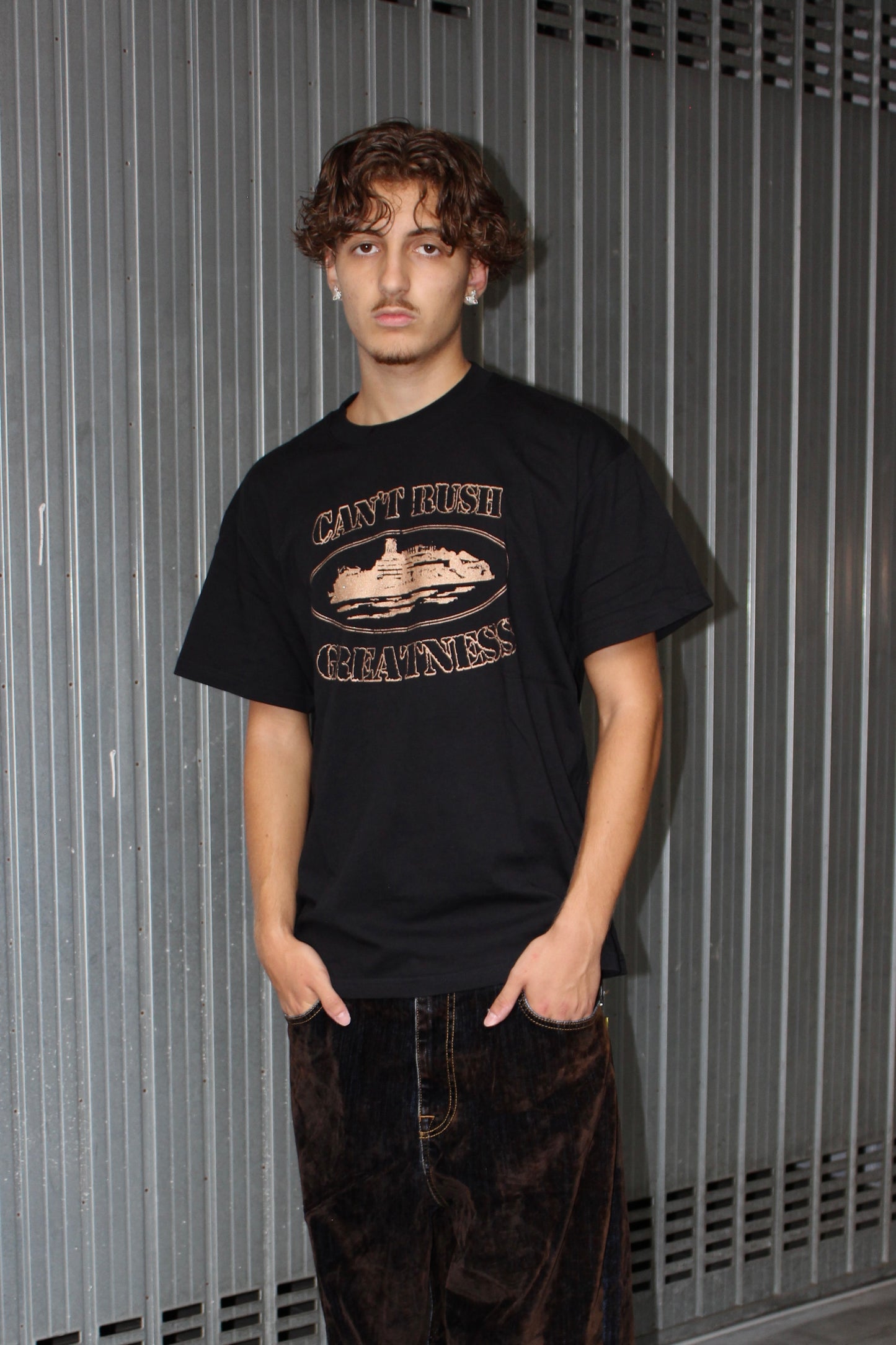 Corteiz OG Alcatraz Black/Rose Gold Tee [Central Cee Collab] (M)