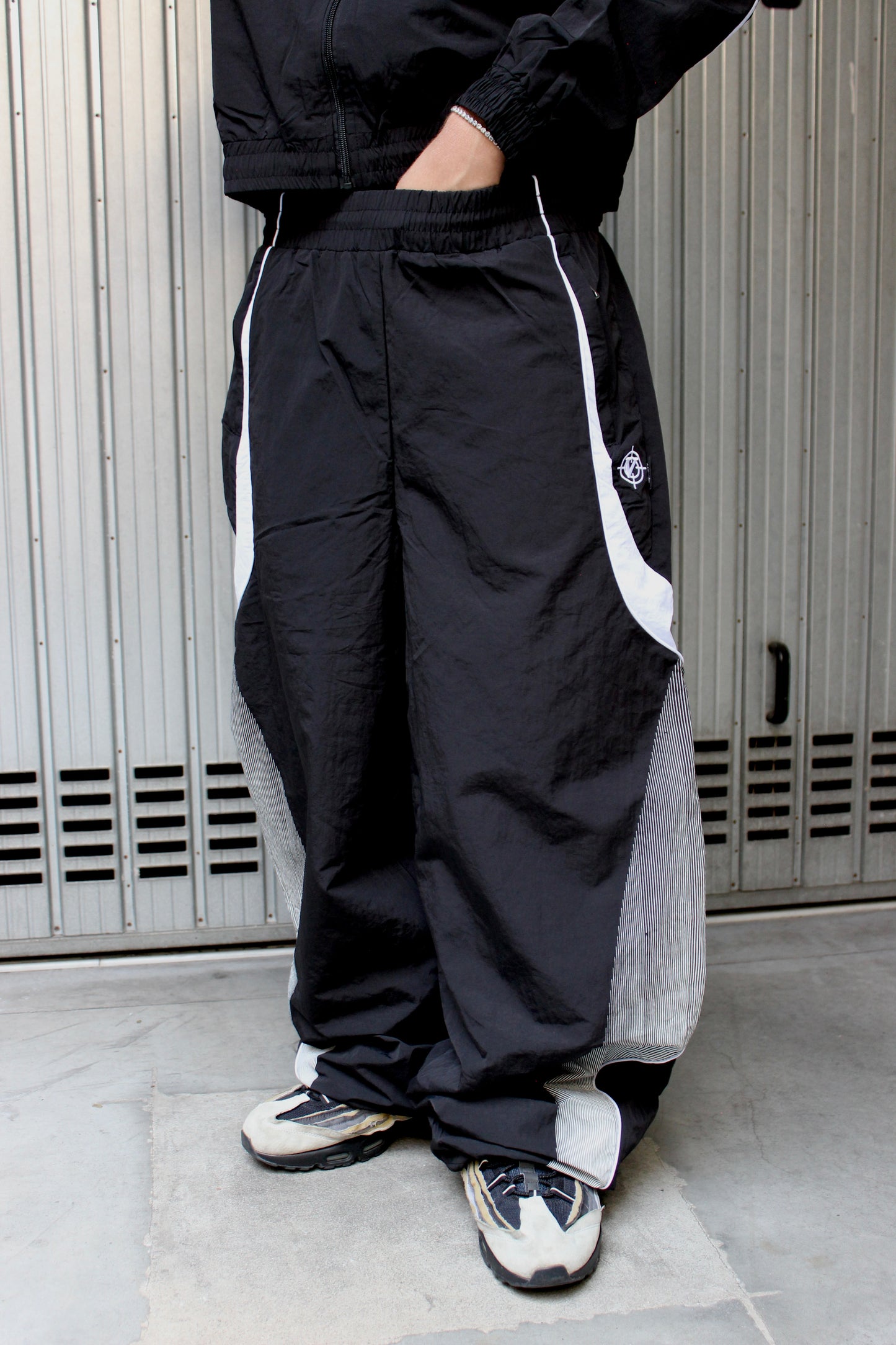 Vicinity Black V4 Track Pants (L)
