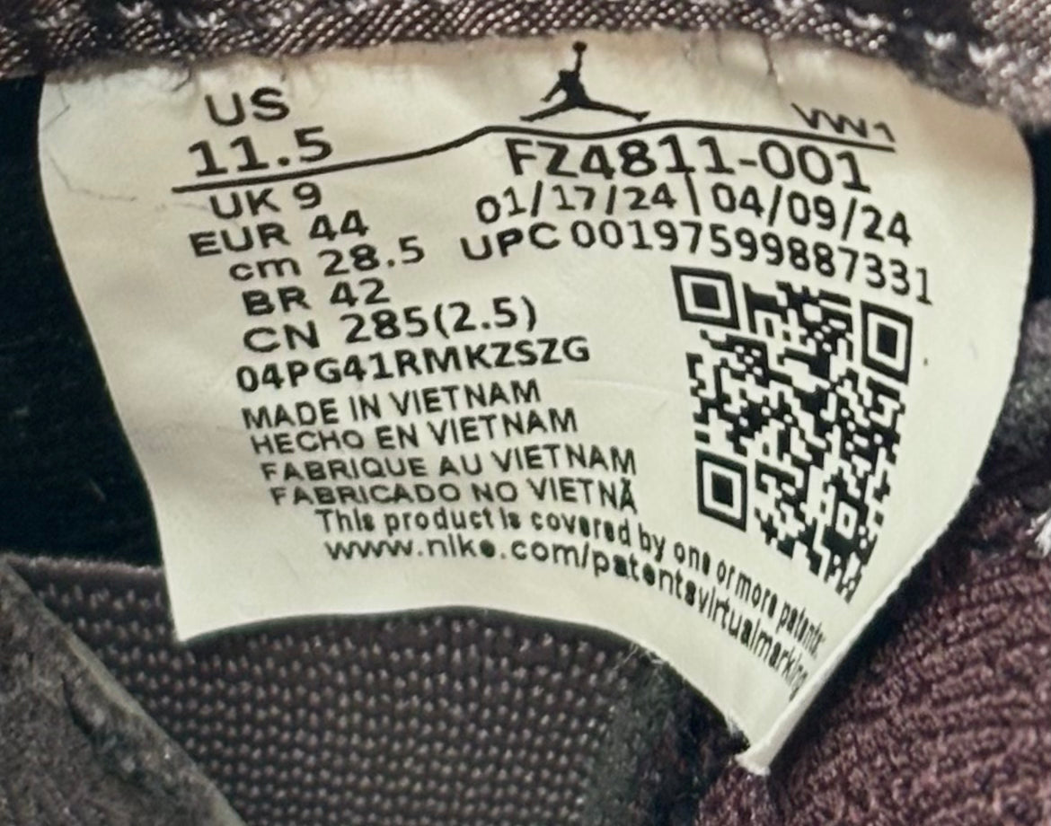 Jordan 3 A Ma Manière "While You Were Sleeping" (44 EU / 9 UK)