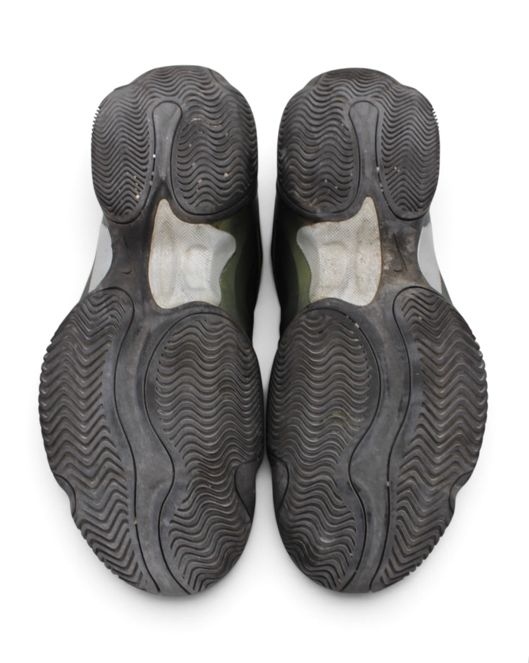 Nike Air Zoom Courtposite Supreme Metallic Gold (42,5 EU)