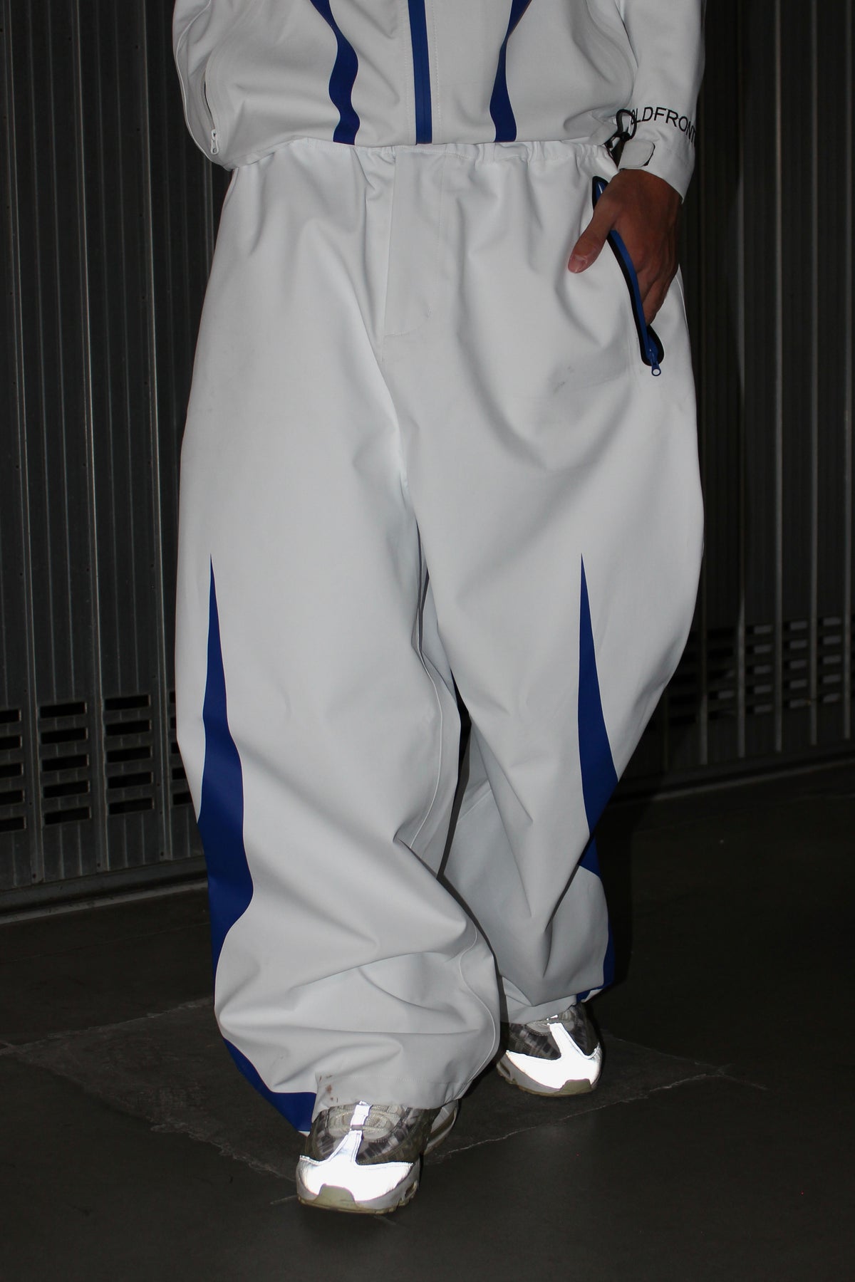 Cold Front Odyssey Track Pant (L)
