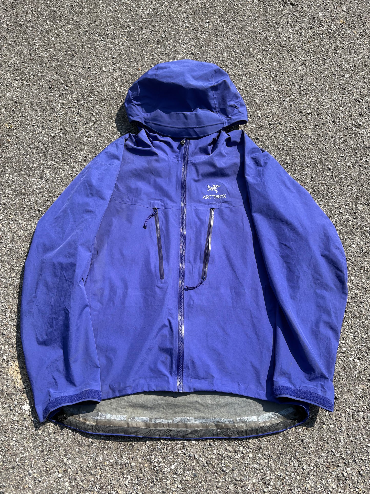 Arc'teryx Vintage Zip Up Gore-Tex Jacket (XLarge)