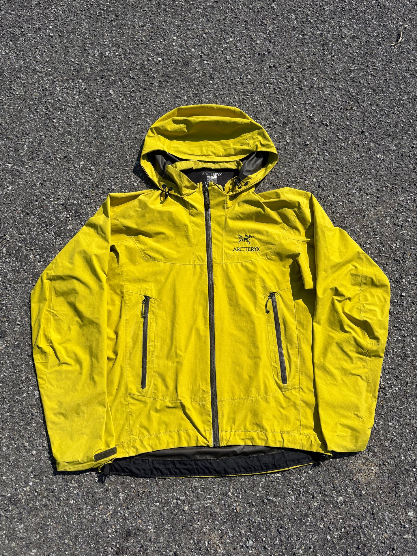 Arc'teryx Vintage Zip Up Gore-Tex Jacket (Small)