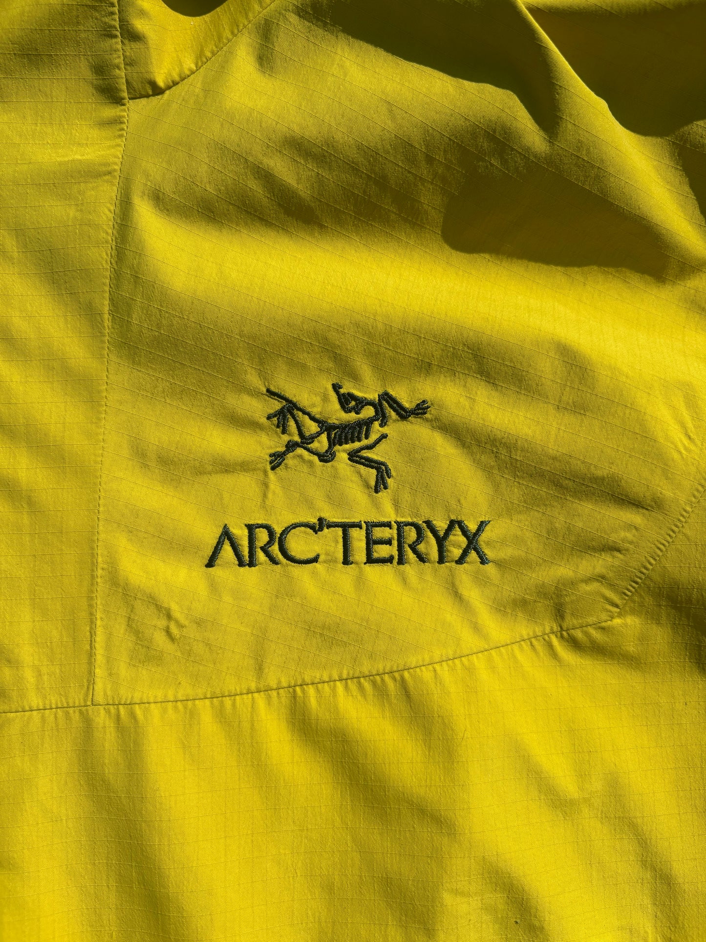 Arc'teryx Vintage Zip Up Gore-Tex Jacket (Small)
