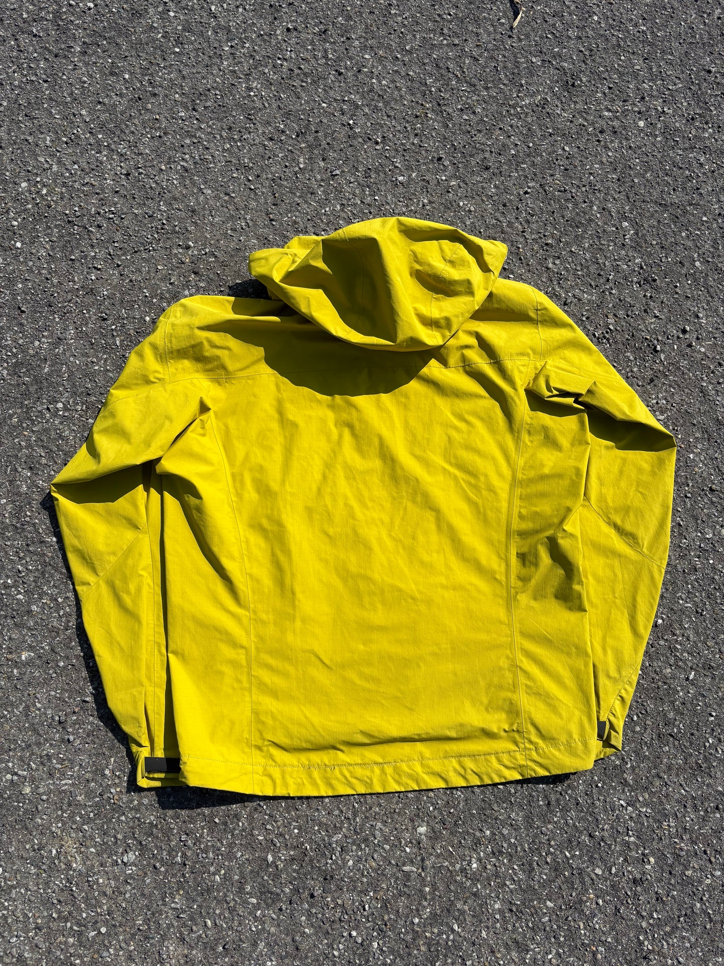 Arc'teryx Vintage Zip Up Gore-Tex Jacket (Small)