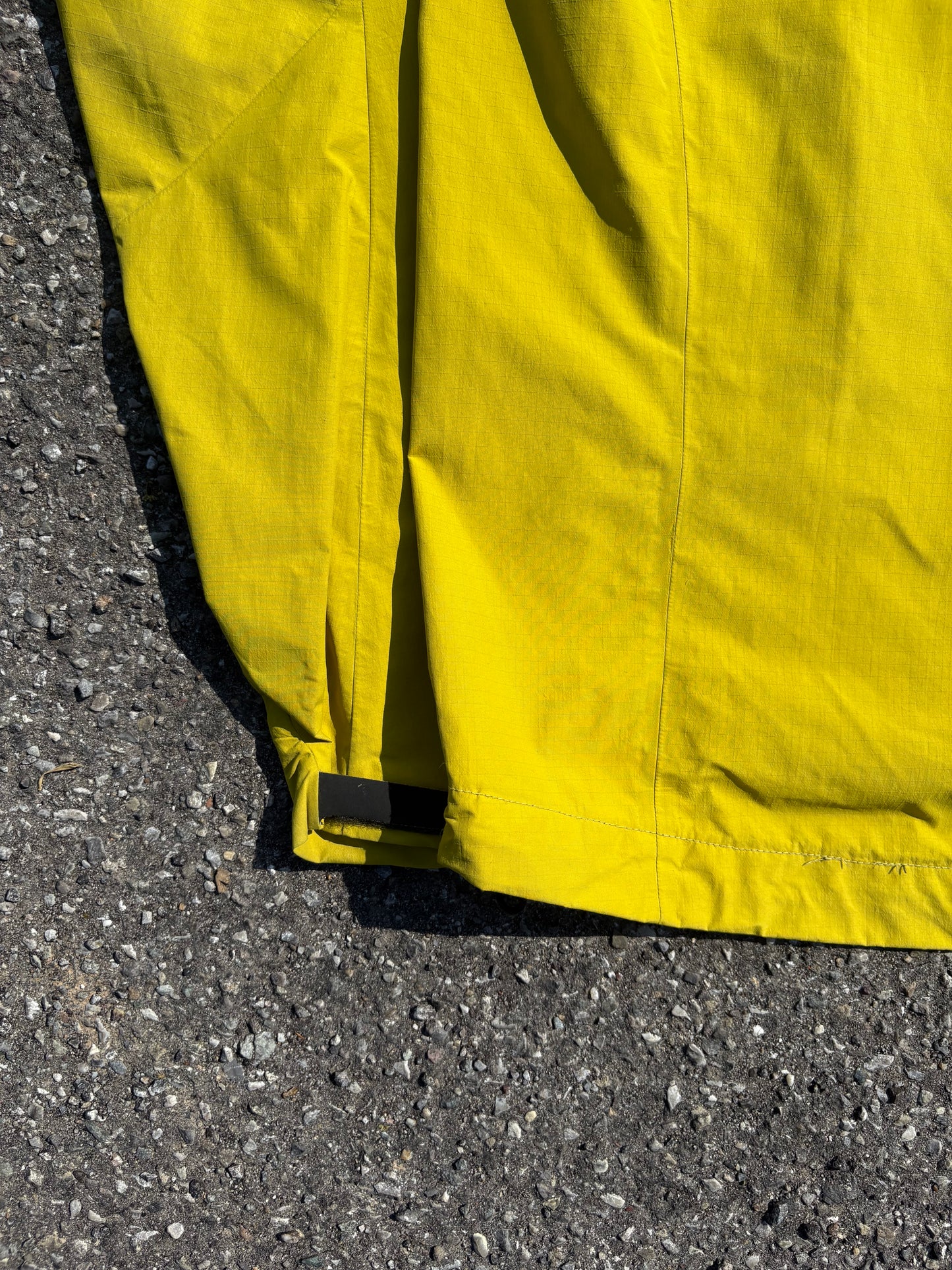 Arc'teryx Vintage Zip Up Gore-Tex Jacket (Small)