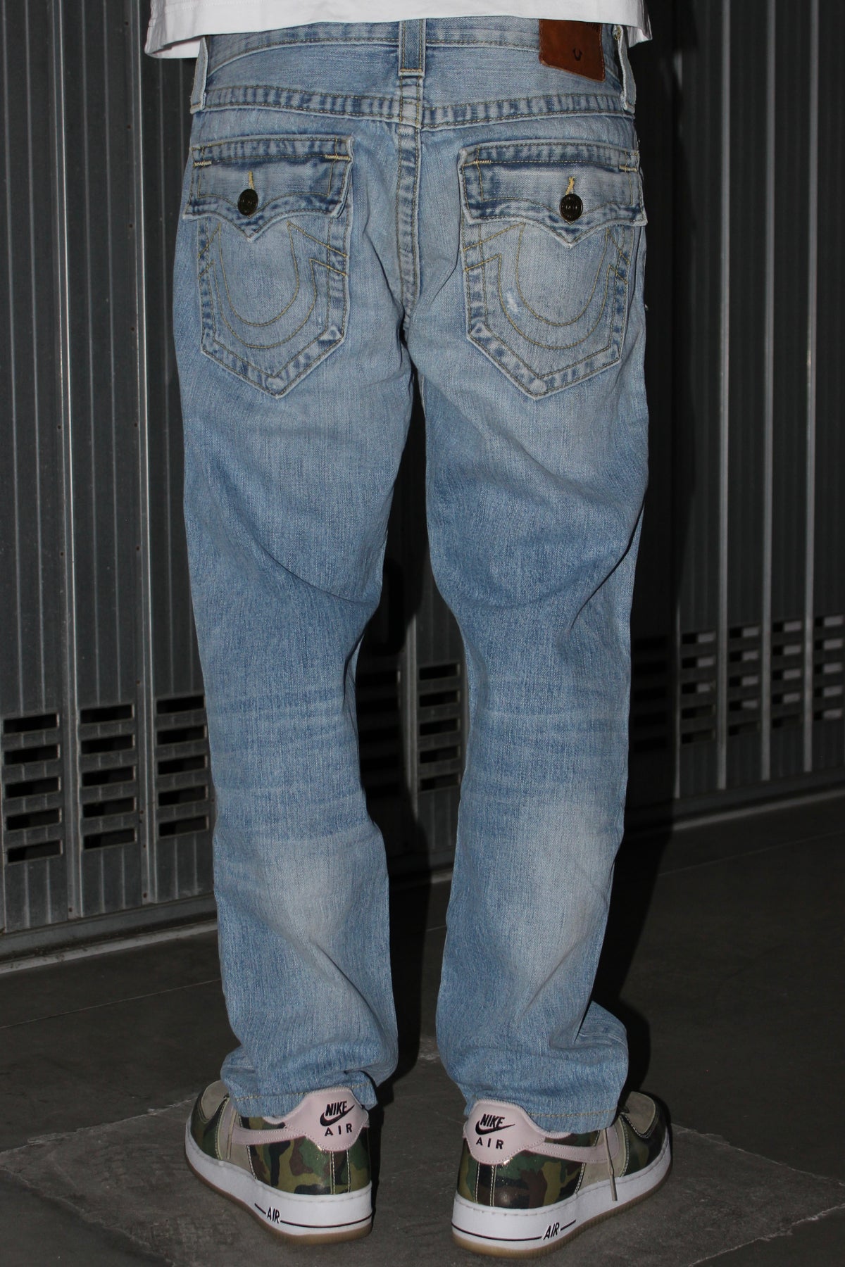 True Religion Light Wash Bobby Denim Jeans (S)