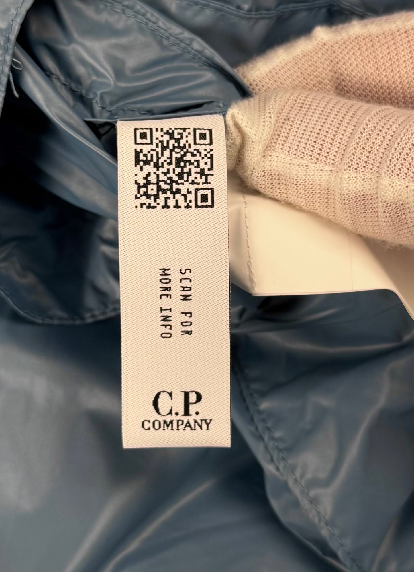 CP Company DD Shell Down Puffer Jacket Blue (L-XL)