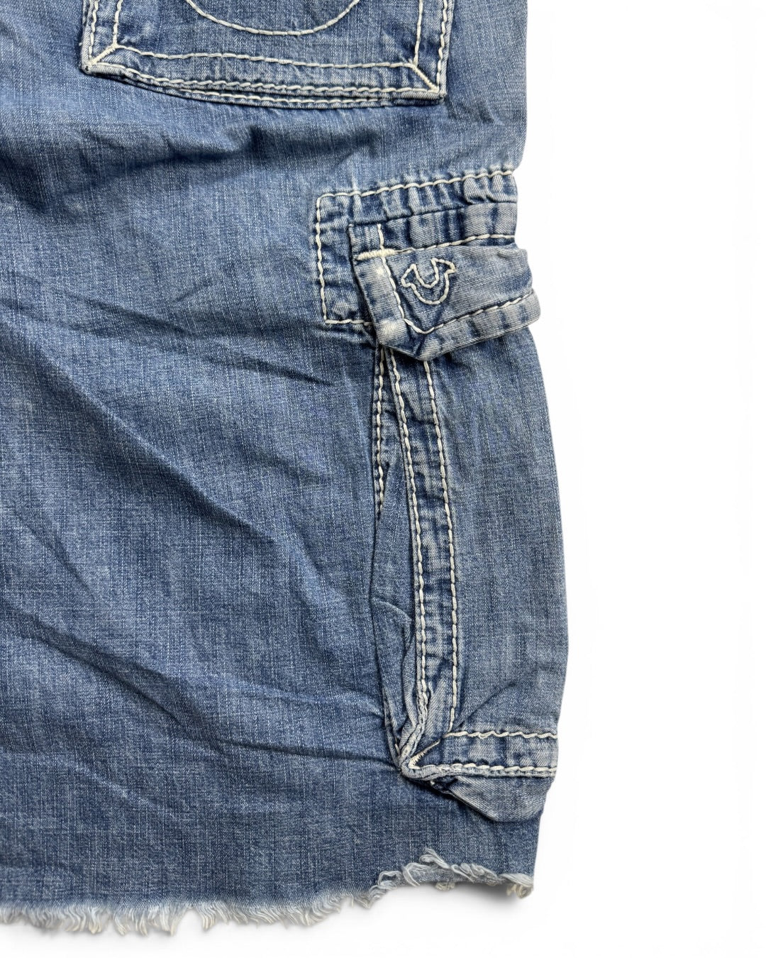 True Religion Cargo Denim Big T Vinny Jorts (Small)