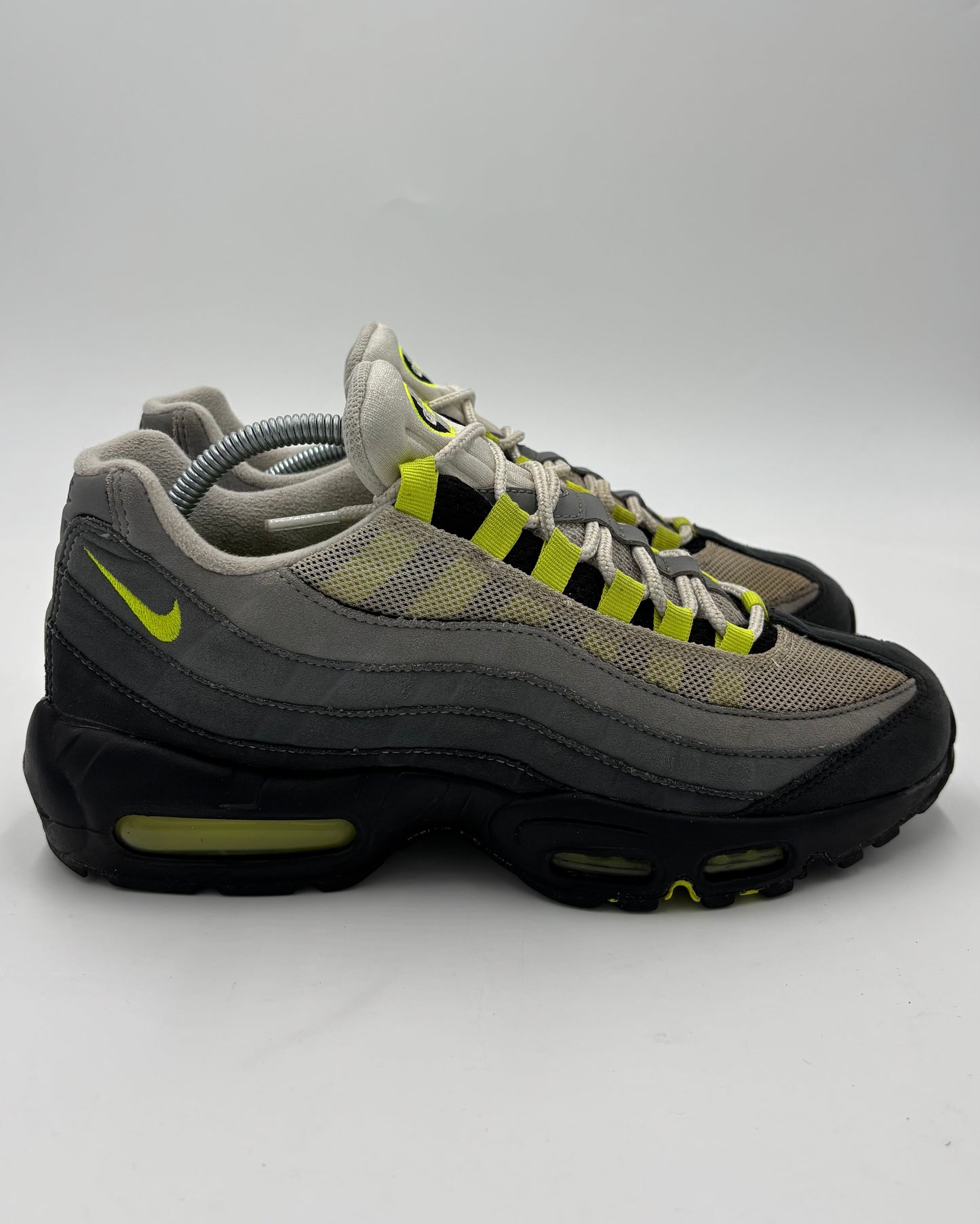 Nike Air Max 95 OG Neon 2020 (42 EU / 7.5 UK)