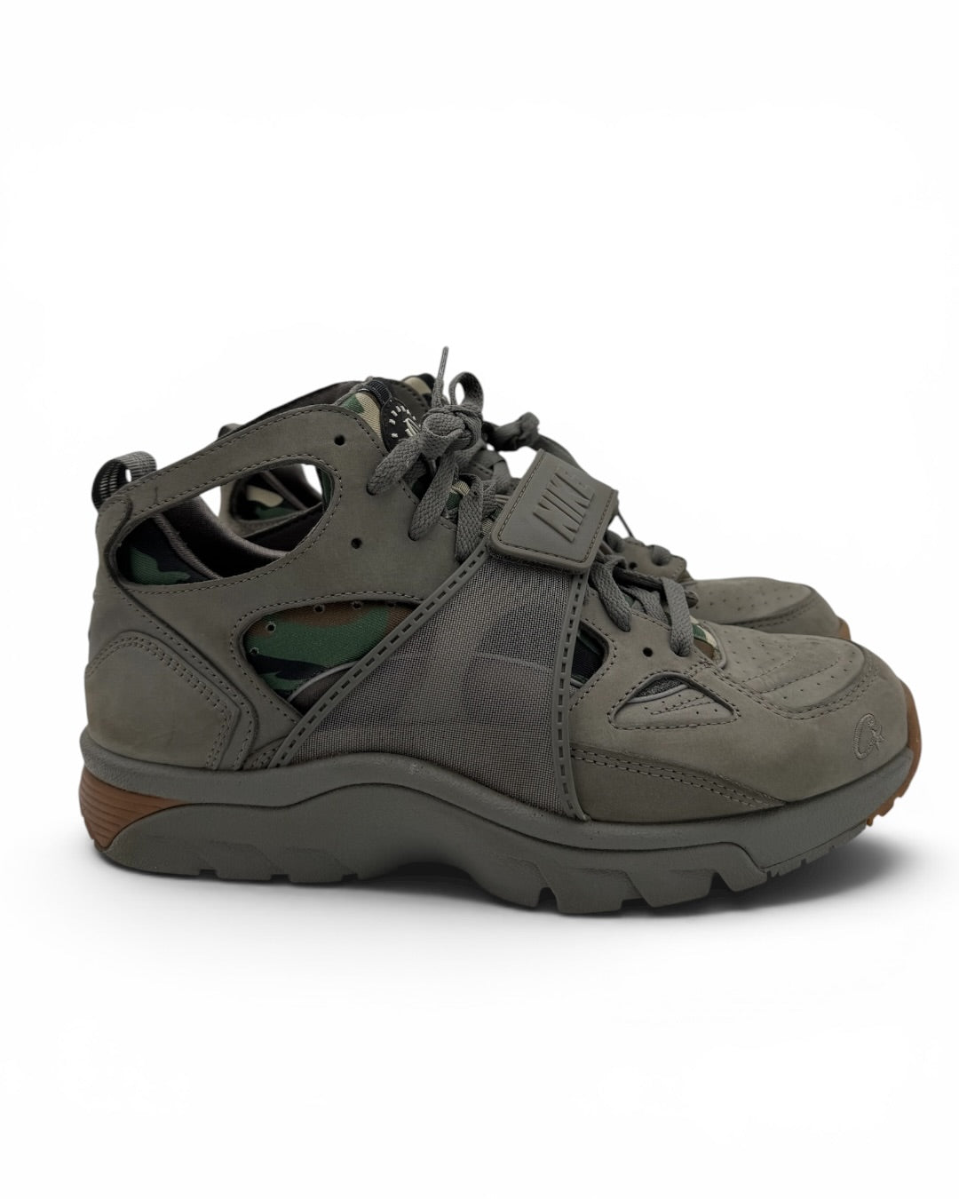 Nike Air Trainer Huarache Corteiz Gully Grey