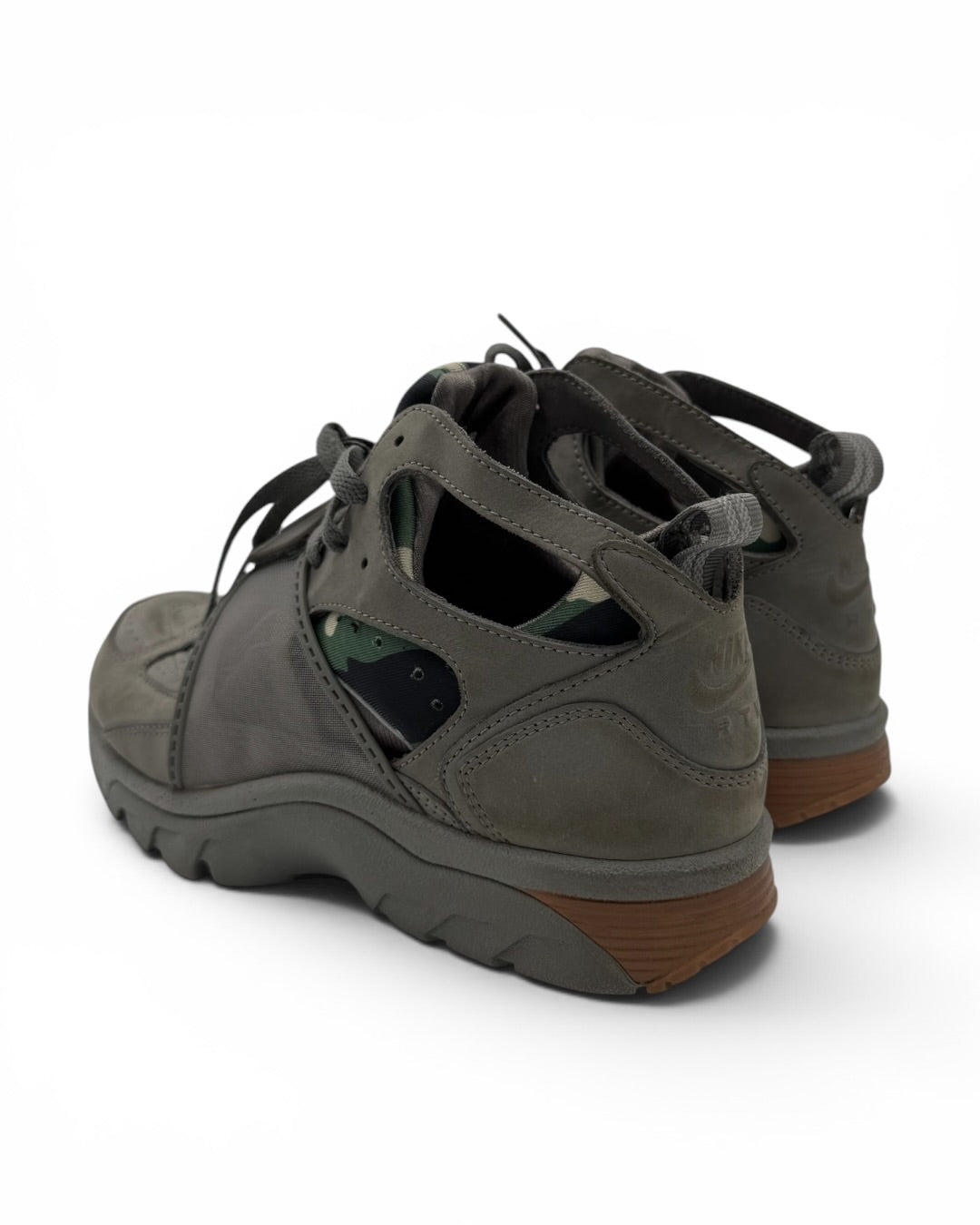 Nike Air Trainer Huarache Corteiz Gully Grey