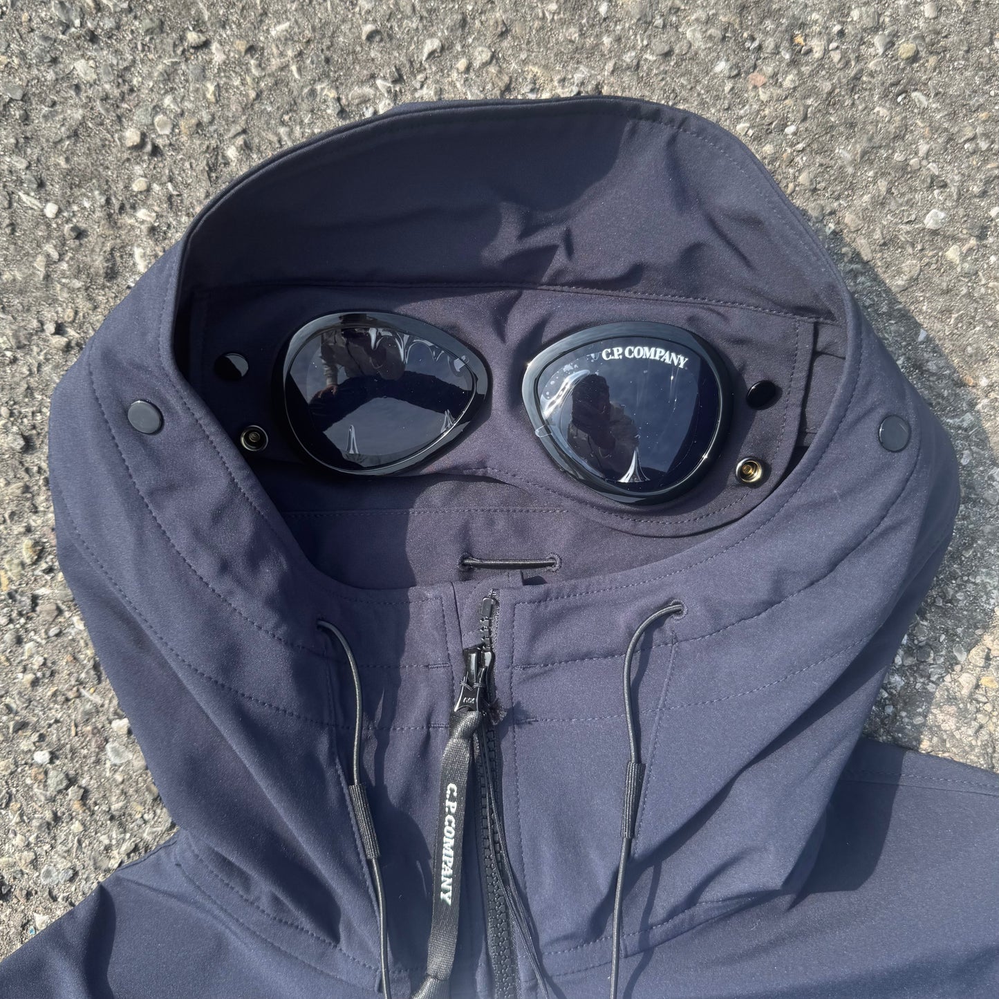 CP Company Blue Navy Shell-R Goggle Jacket (46)