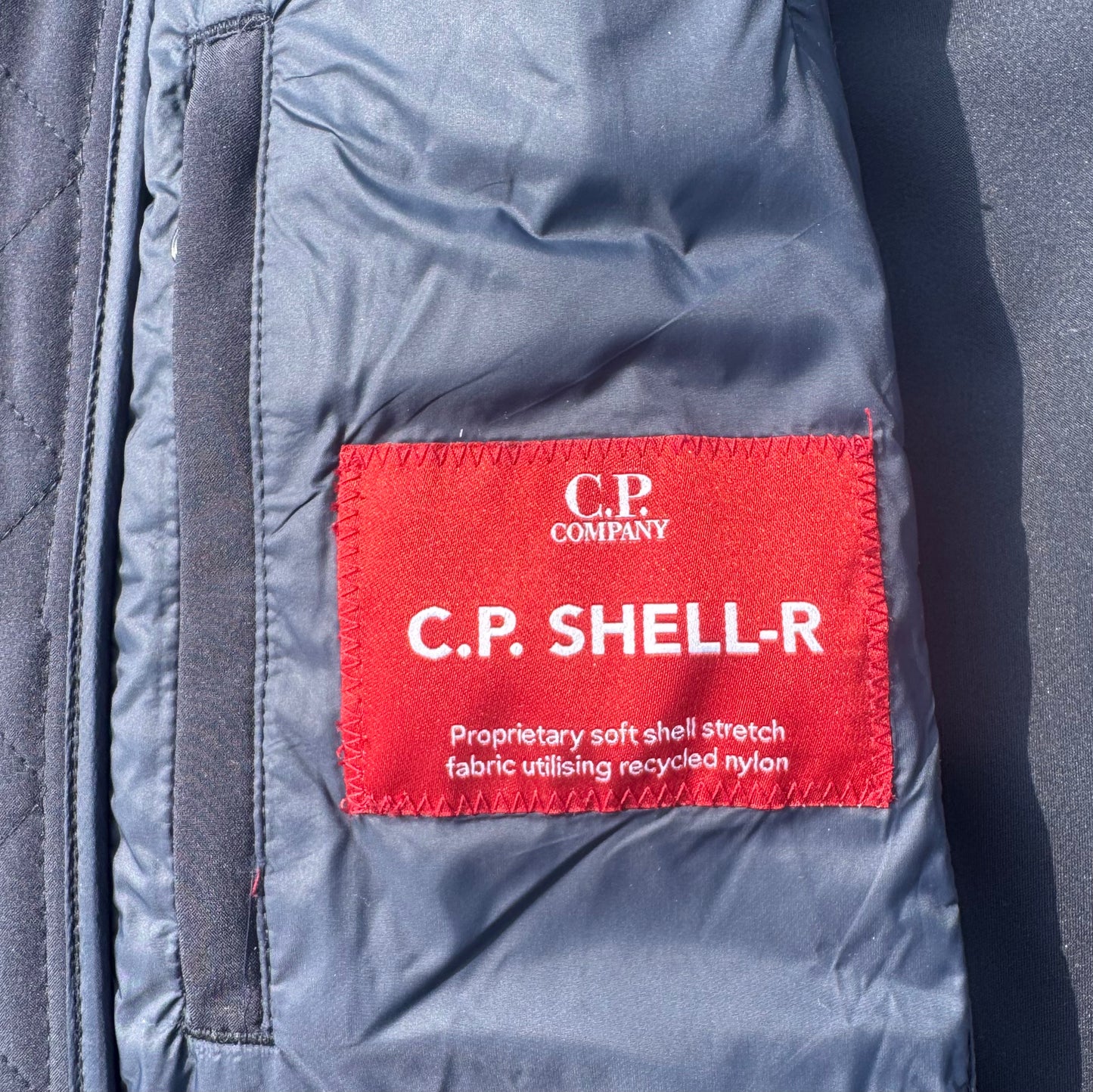 CP Company Blue Navy Shell-R Goggle Jacket (46)