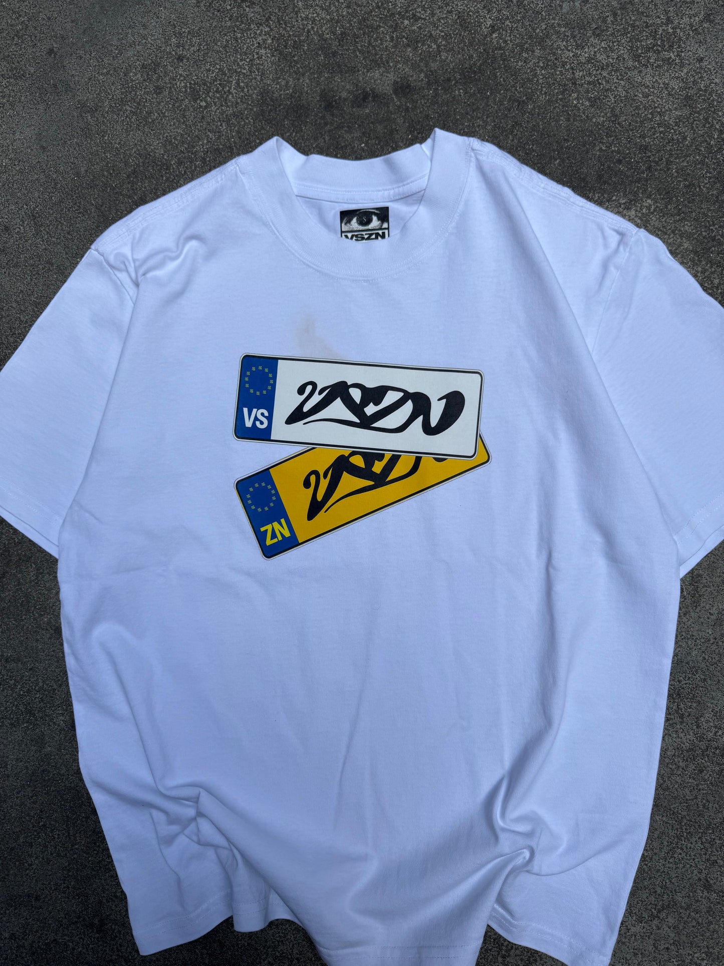 VSZN White T-Shirt Plates (Small)