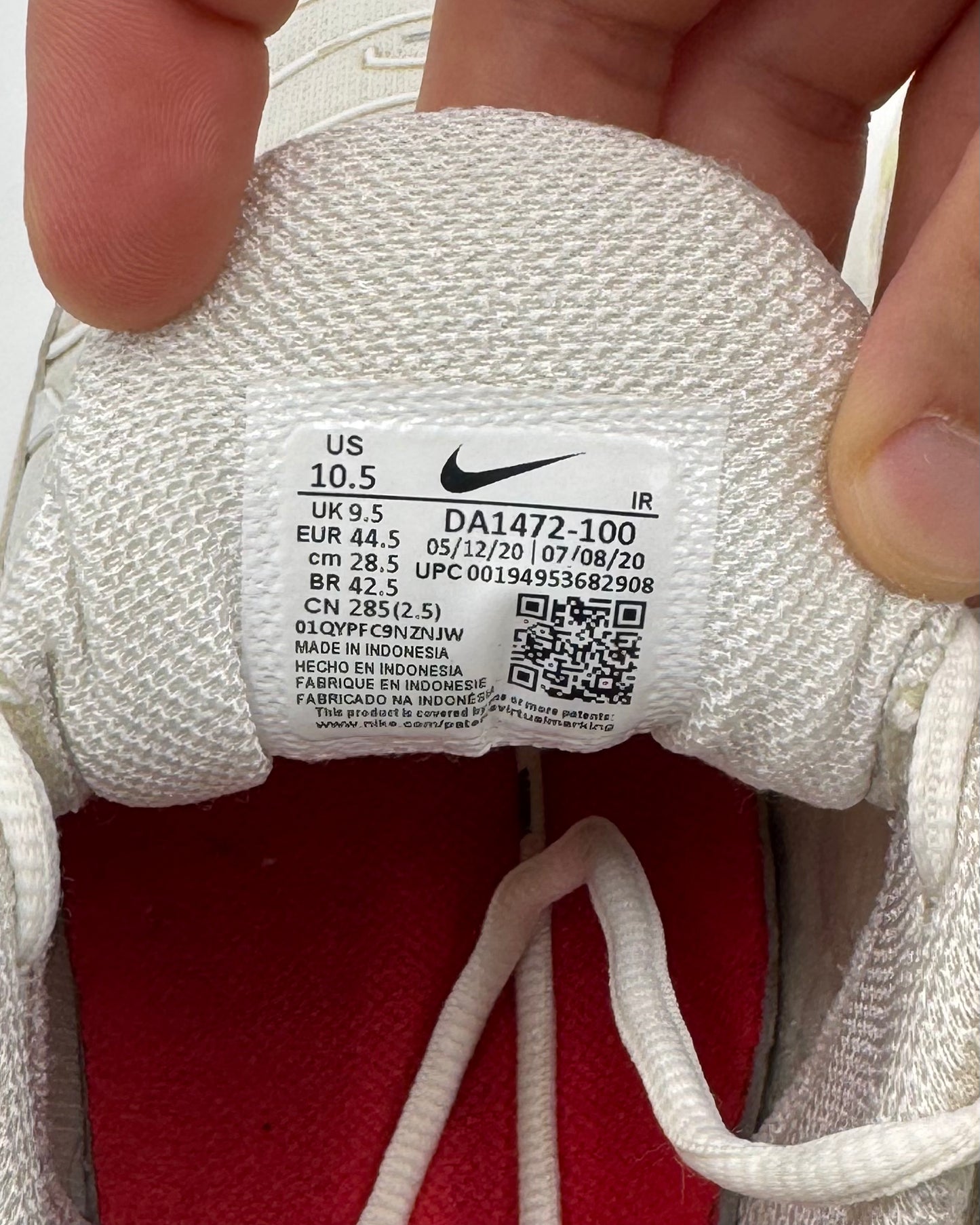 Nike Air Max Plus TN Supreme White (44.5 EU / 9.5 UK)