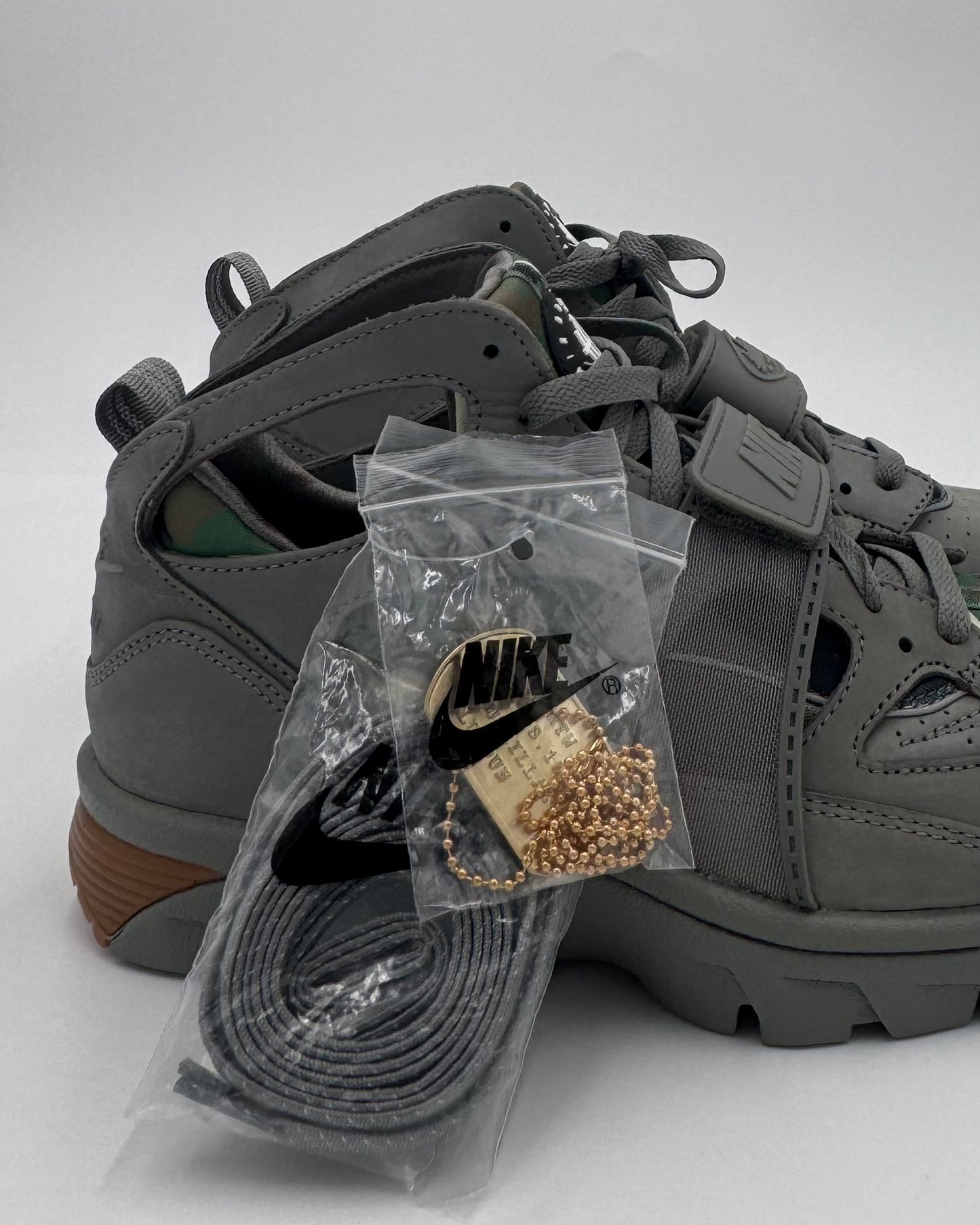 Nike Air Trainer Huarache Corteiz Gully Grey (42,5 - 45)