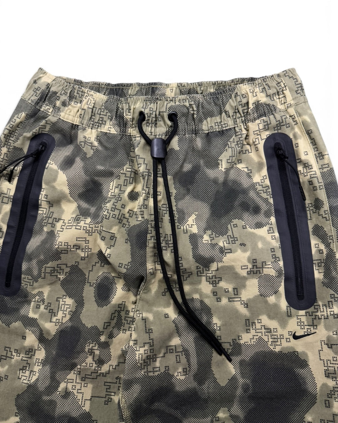 Nike Tech Digital Camo Pants (S)