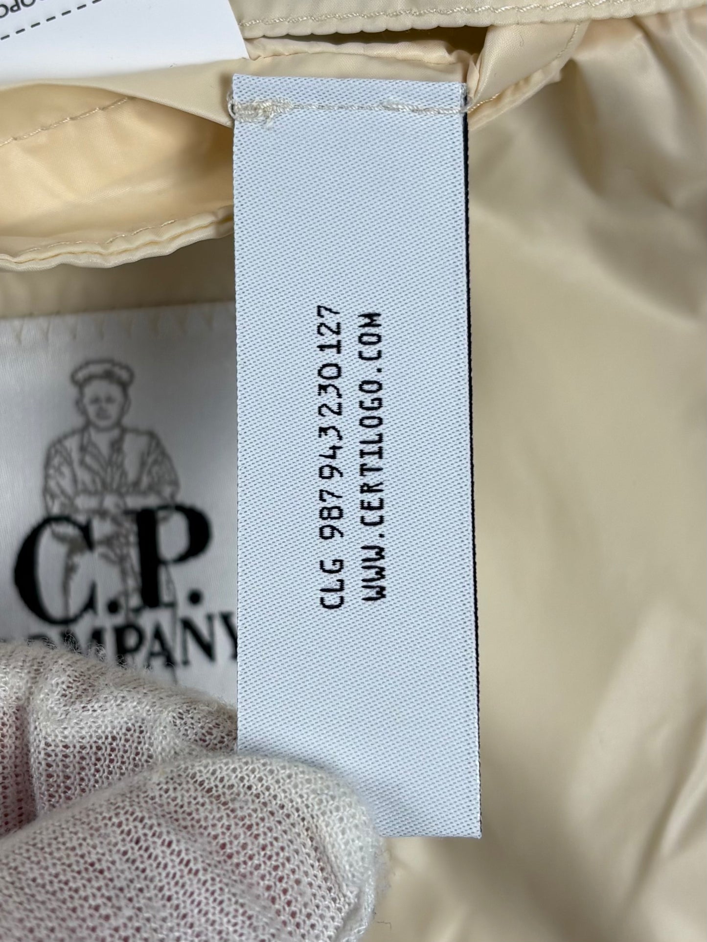 CP Company DD Shell Down Medium Jacket Beige (L-XL)