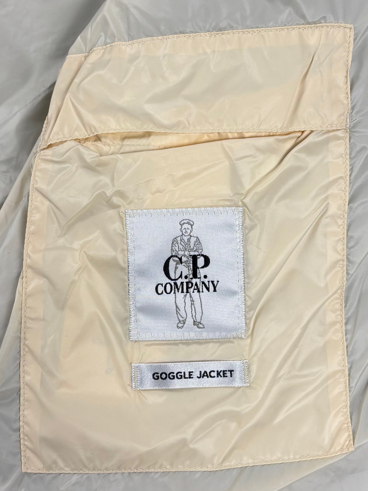 CP Company DD Shell Down Medium Jacket Beige (L-XL)
