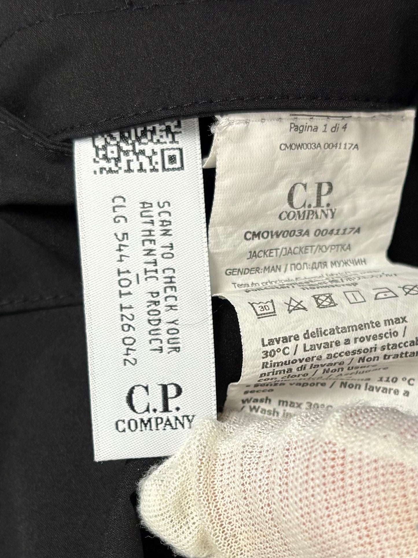 CP Company Pro-Tek Black Jacket (Small)