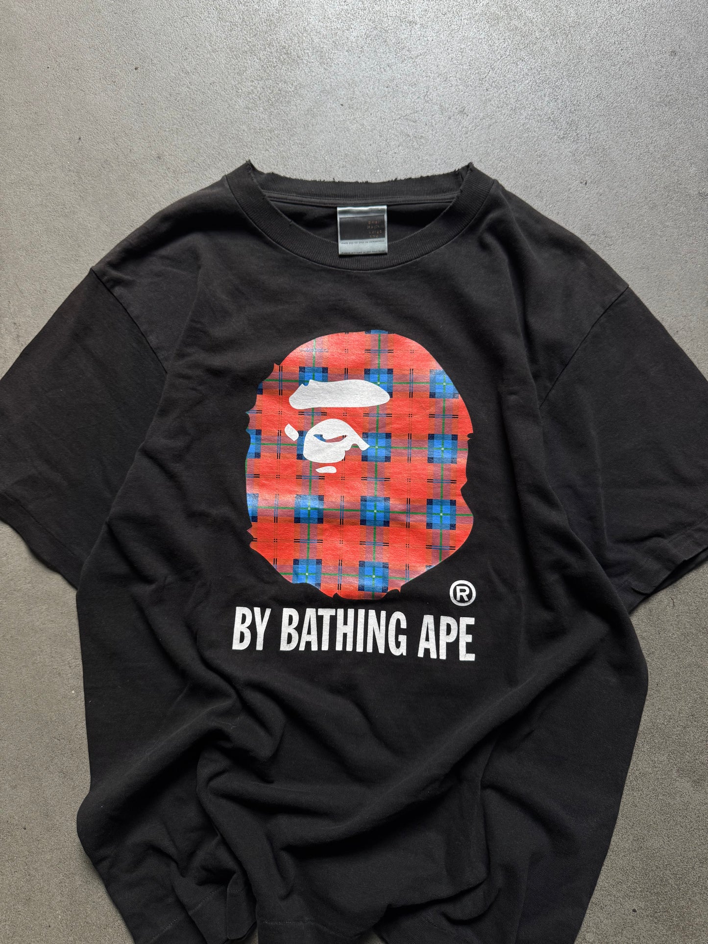 BAPE T-Shirt Big Tartan Head Logo Vintage (Medium)