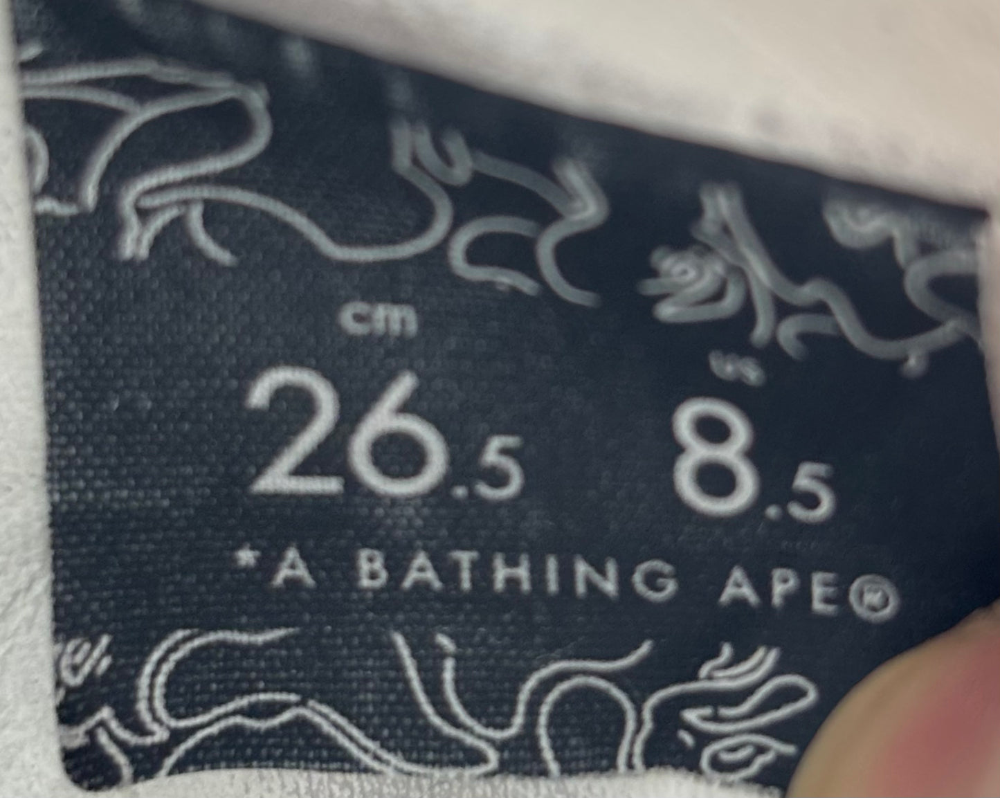 A Bathing APE Bapesta Grey & White (42 EU / 7.5 UK)