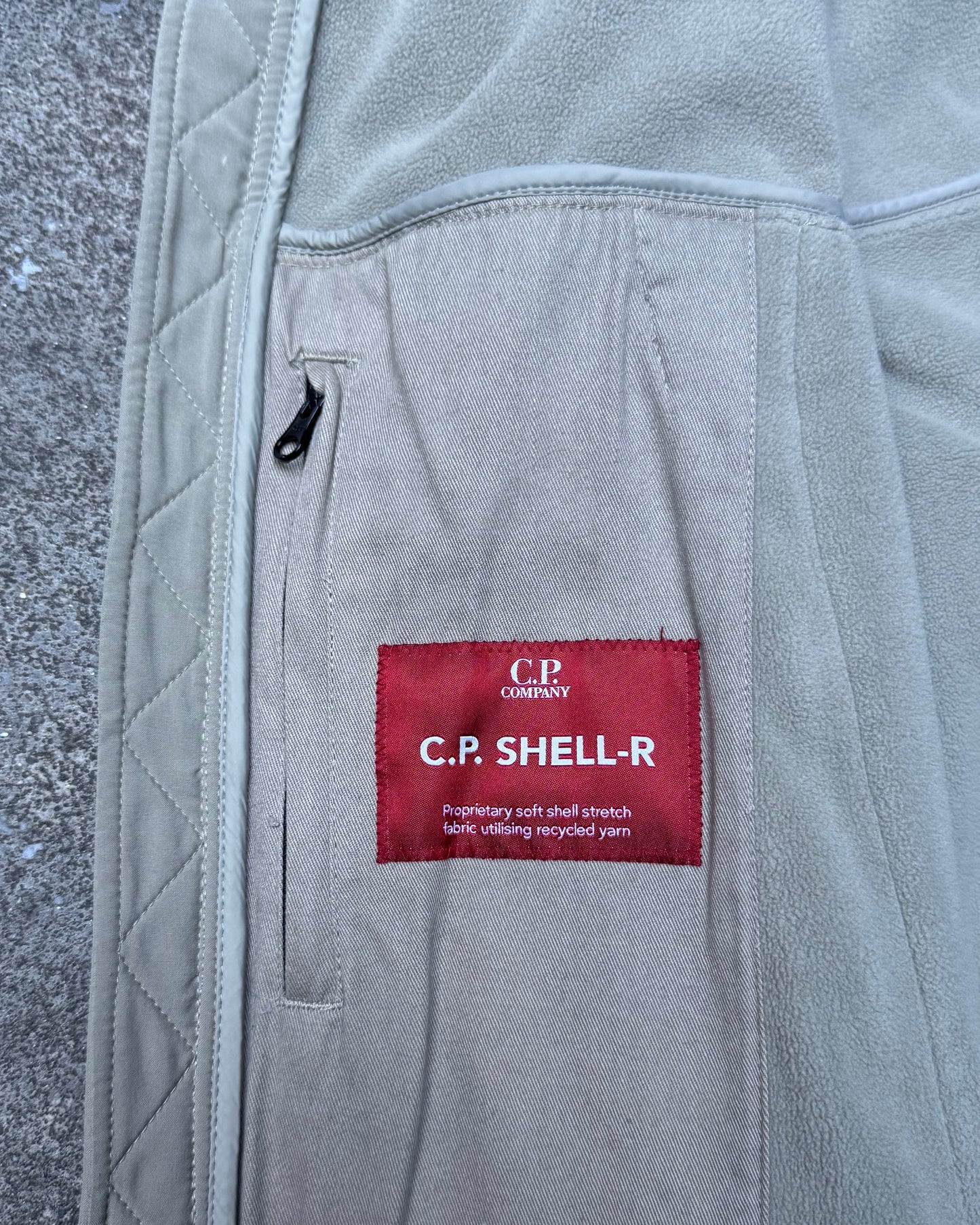 CP Company Shell-R Beige (Medium)