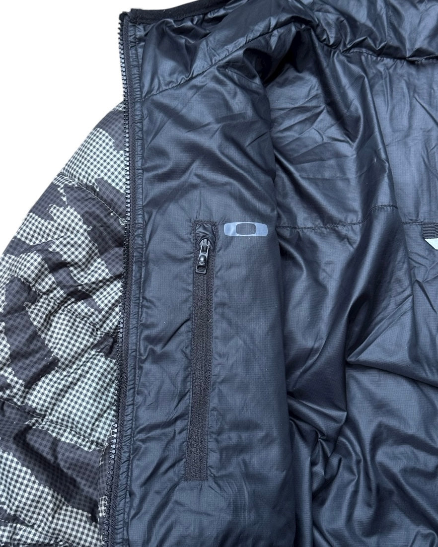 Oakley Reversible Hydro Puffer Jacket (Medium)