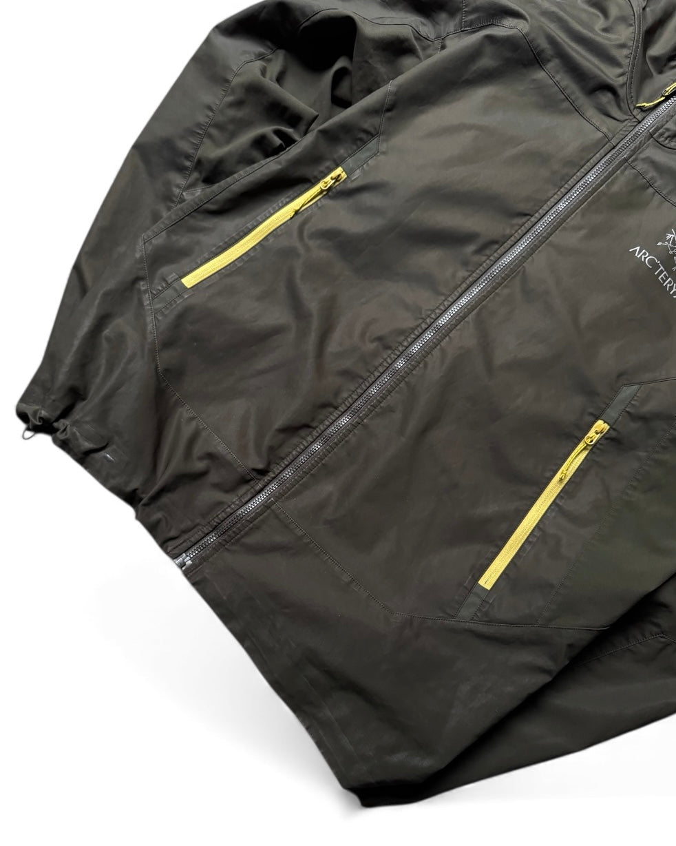 Arcteryx Soft Shell Jacket Olive Green (Small)