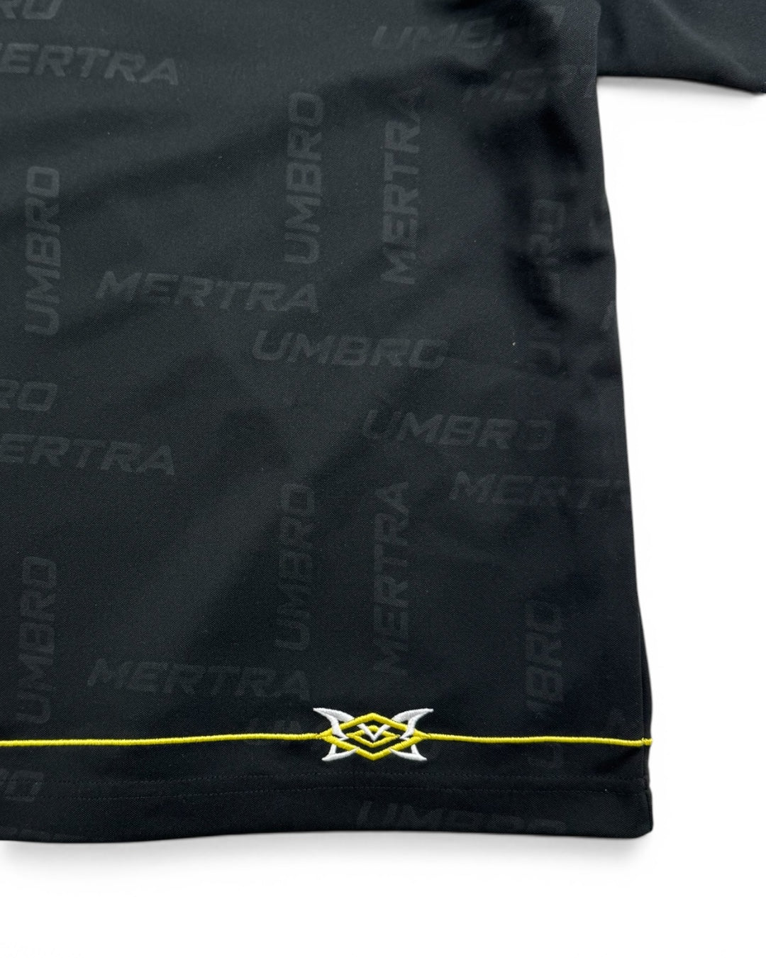 Umbro Mertra Reflective T-shirt Black & Yellow (Medium)
